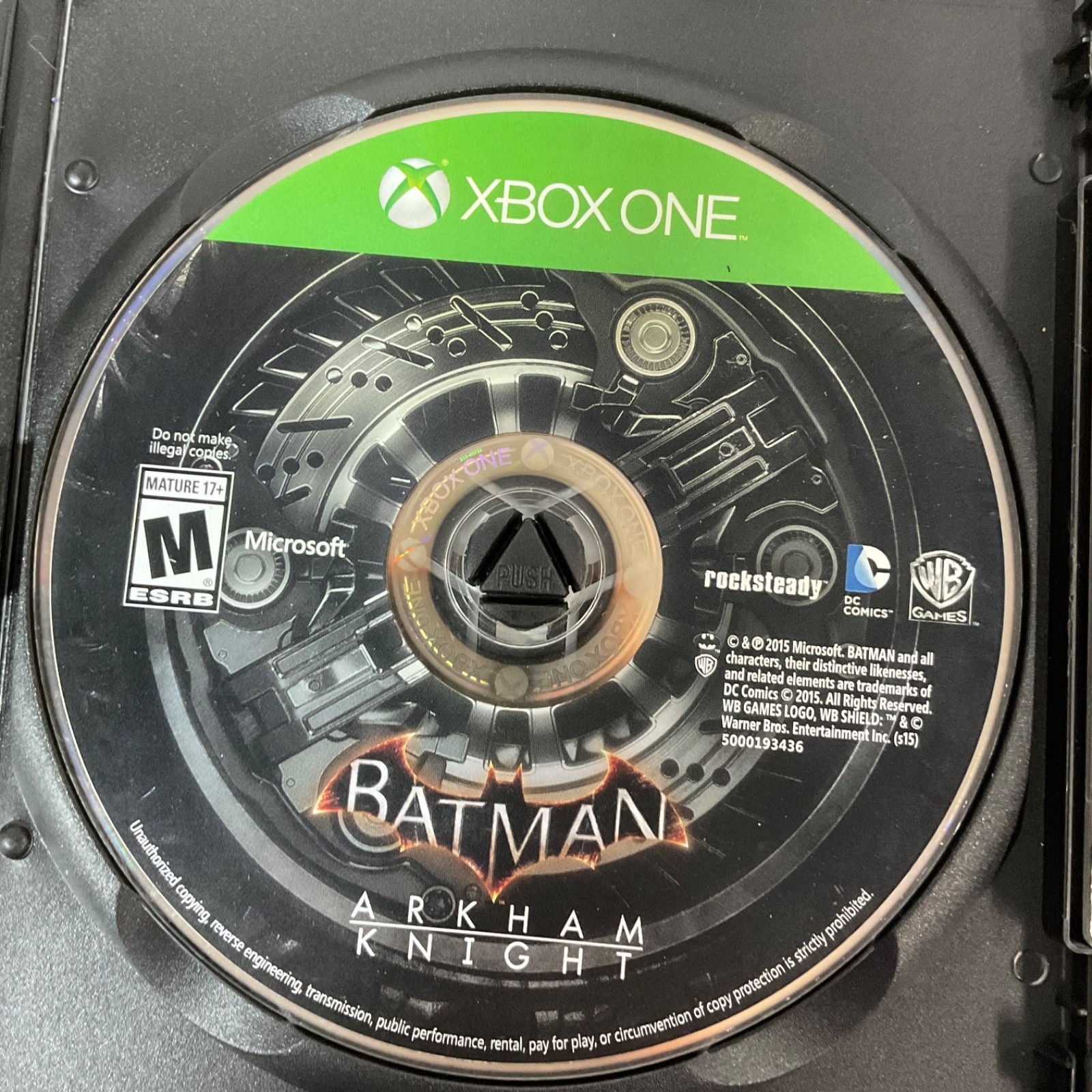 Xbox One Lot: Resident Evil 7 Biohazard + Batman Arkham Knight (2 Games) - Image 3