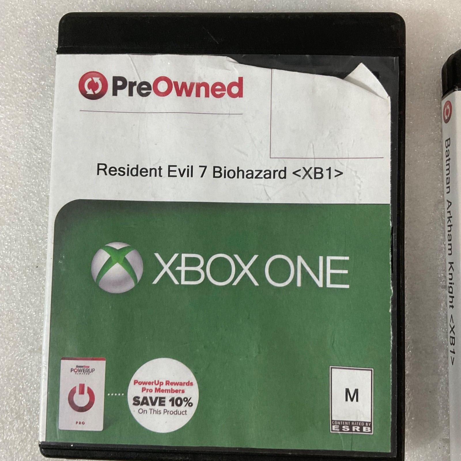 Xbox One Lot: Resident Evil 7 Biohazard + Batman Arkham Knight (2 Games) - Image 7