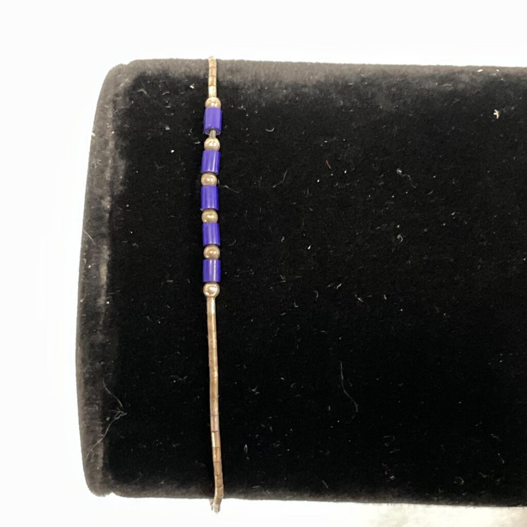 7in Silver Tone Bracelet Blue Tube Beads Minimalist Delicate Jewelry 1.33g - Image 1