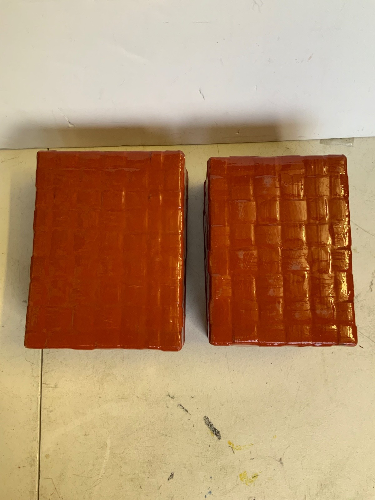 Set of 2 Orange Enameled Faux Wicker Nesting Baskets Speckled Interior 9 in - Image 7