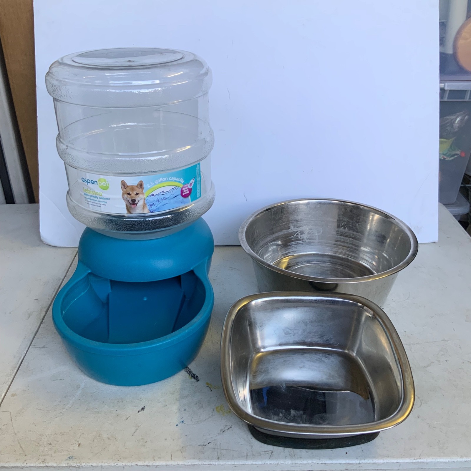 Aspen Pet LeBistro 2.5 Gal Gravity Waterer With 2 Metal Bowls - Image 1