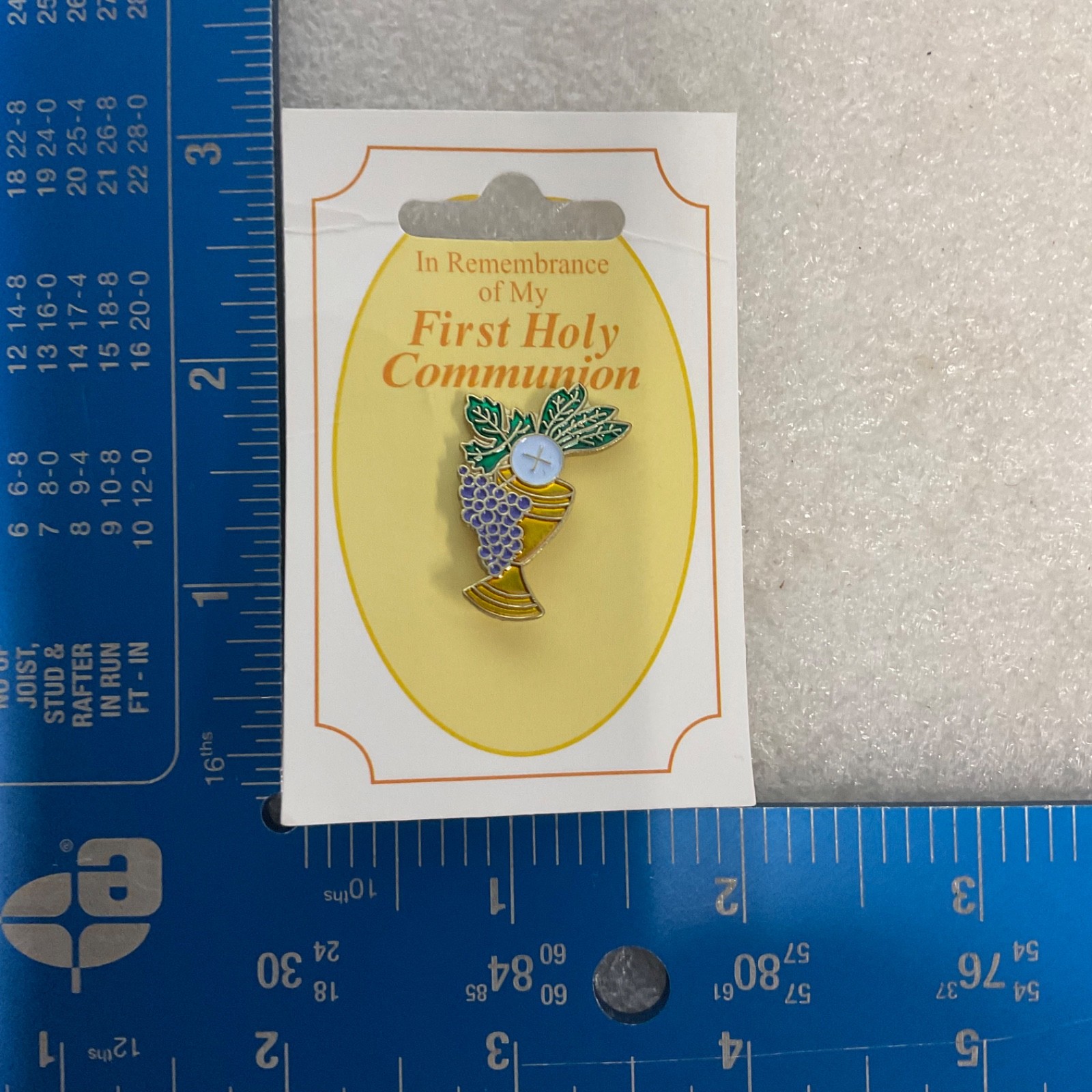 First Holy Communion Chalice Enamel Pin Gold Tone Grapes & Host Religious Gift - Image 6