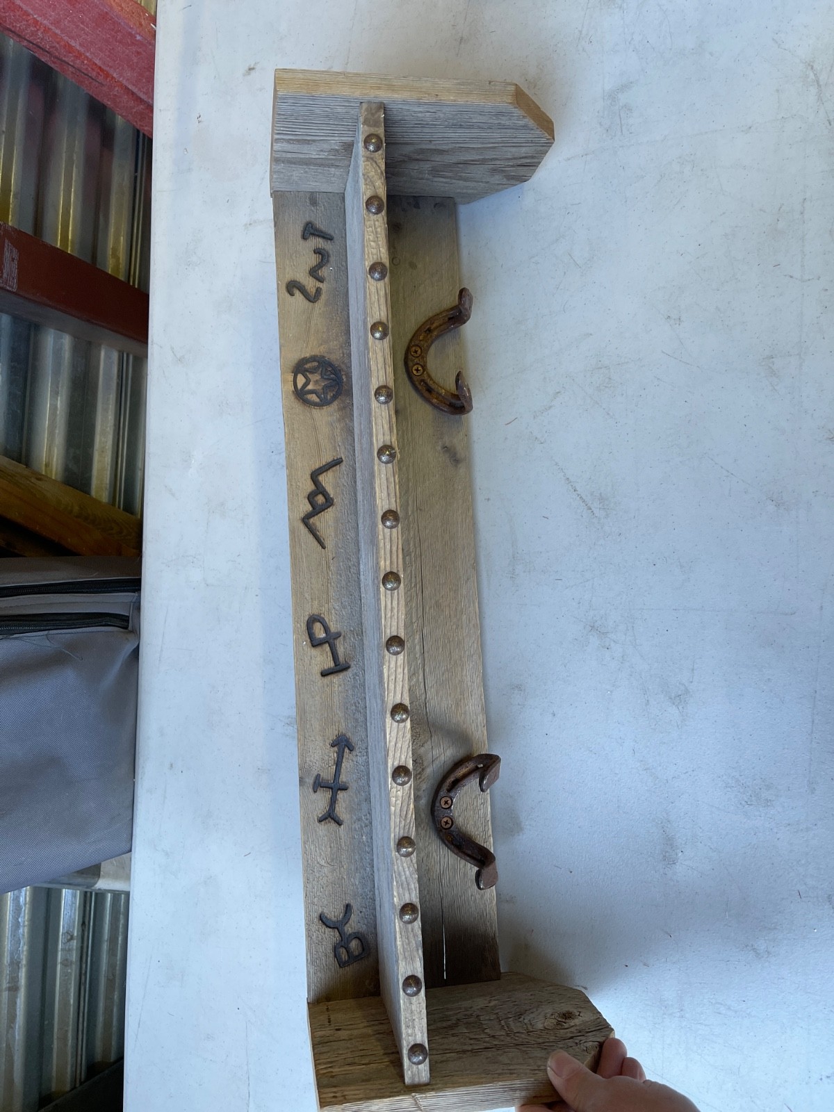 Rustic Western Wall Shelf 23in Reclaimed Wood Horseshoe Hooks Burned Brands - Image 5