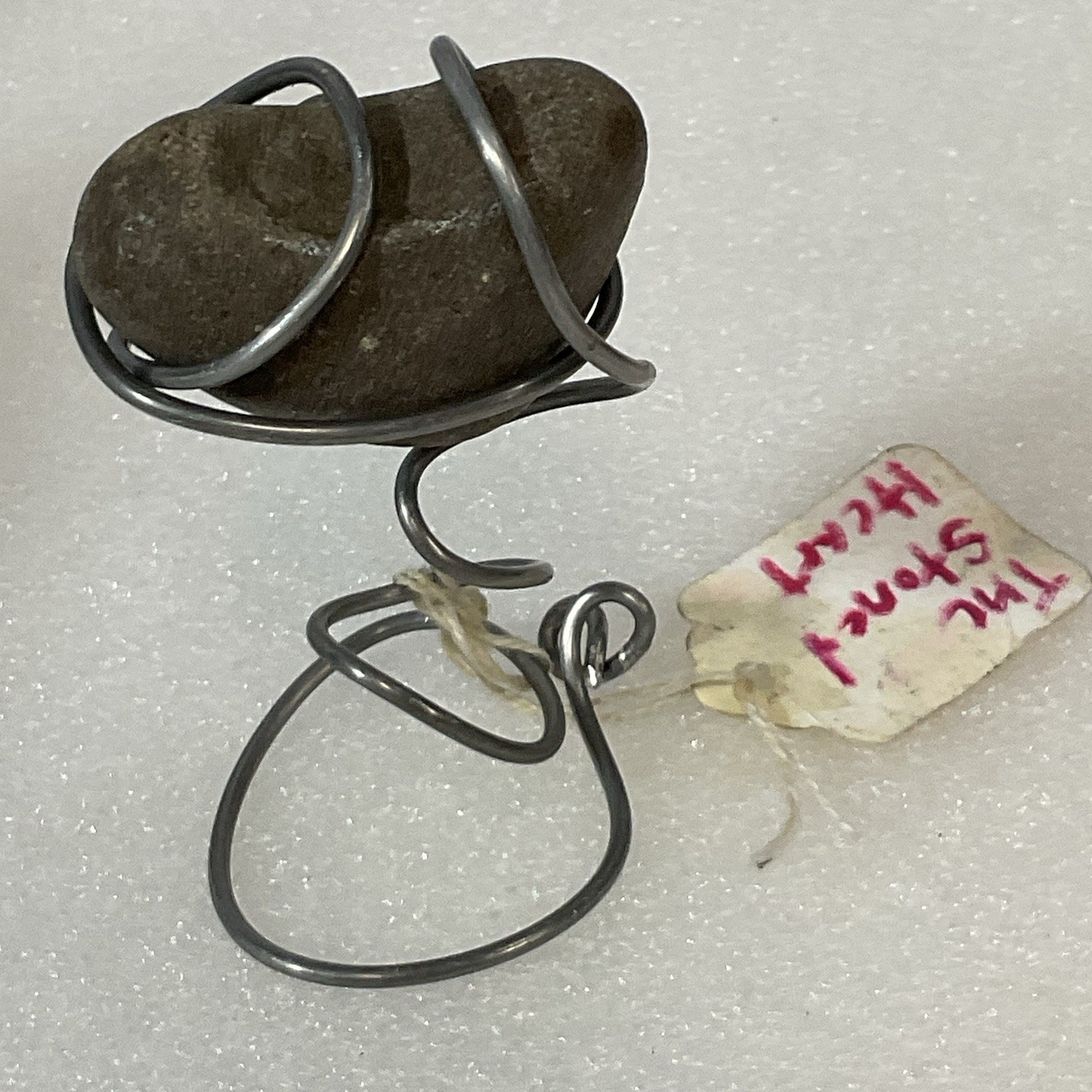 Folk Art Stone Heart Rock In Wire Stand GnuFoundArt - Image 5