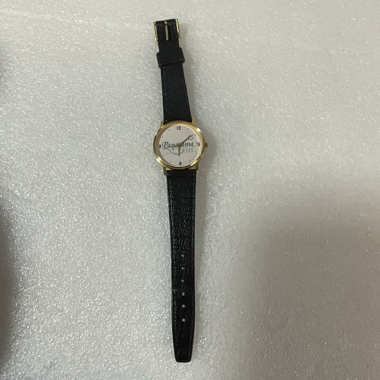 Panama City Watch Leather Band Gold Toned Needs Battery GnuFashion - Image 3