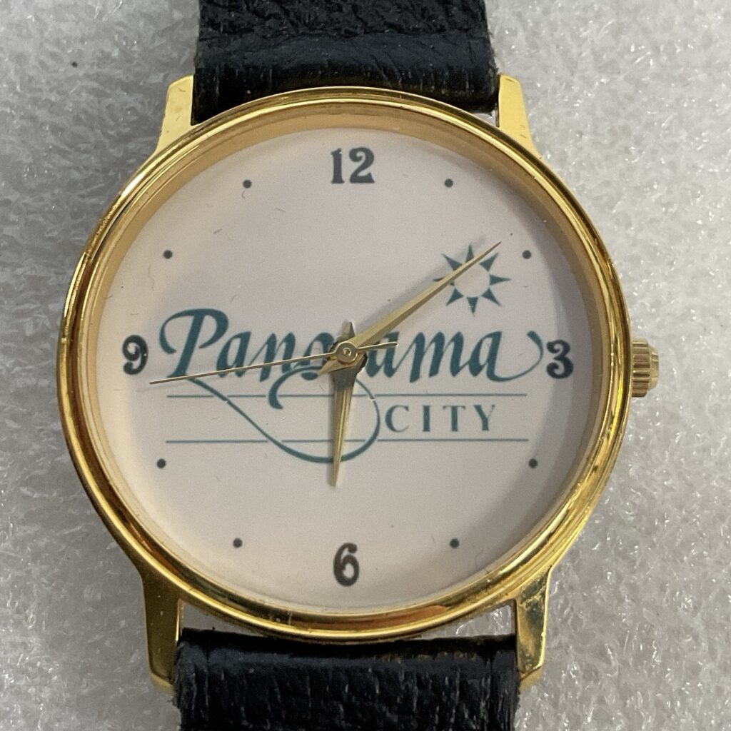 Panama City Watch Leather Band Gold Toned Needs Battery GnuFashion - Image 1