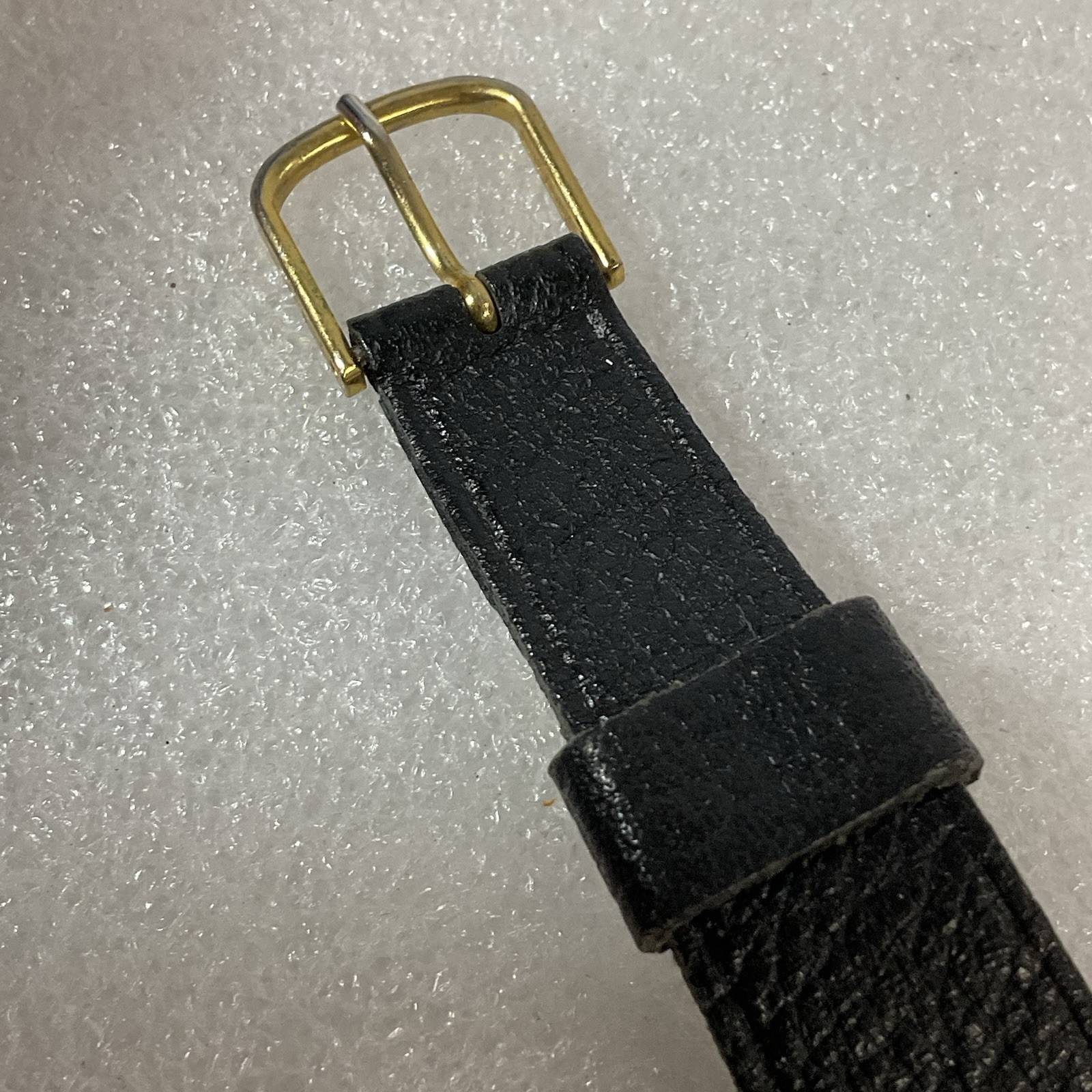 Panama City Watch Leather Band Gold Toned Needs Battery GnuFashion - Image 7