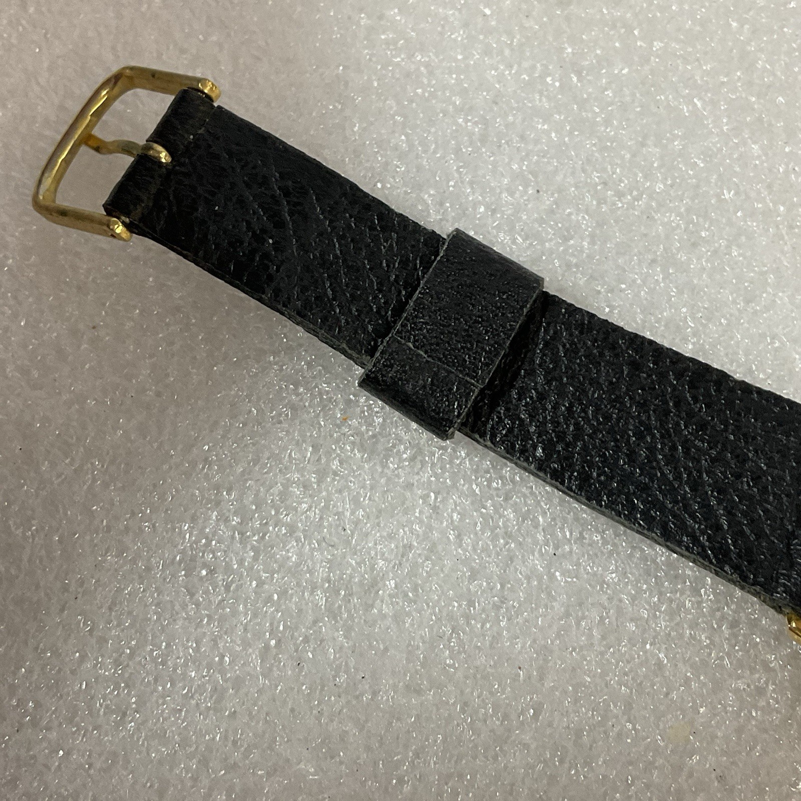 Panama City Watch Leather Band Gold Toned Needs Battery GnuFashion - Image 6