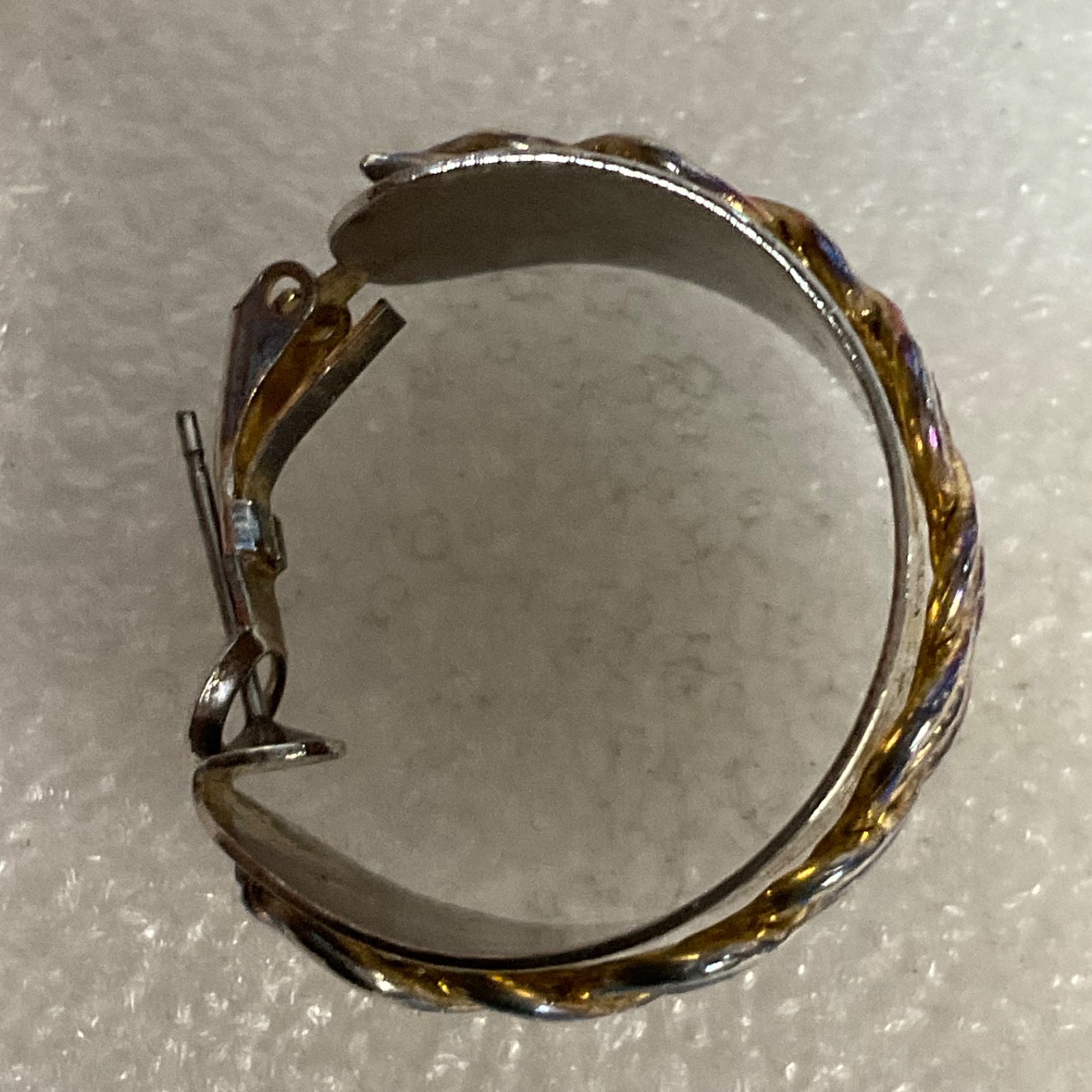 Vintage Wide Band Adjustable Ring Size 11 Gold Silver Tone Braided Celtic Design - Image 8