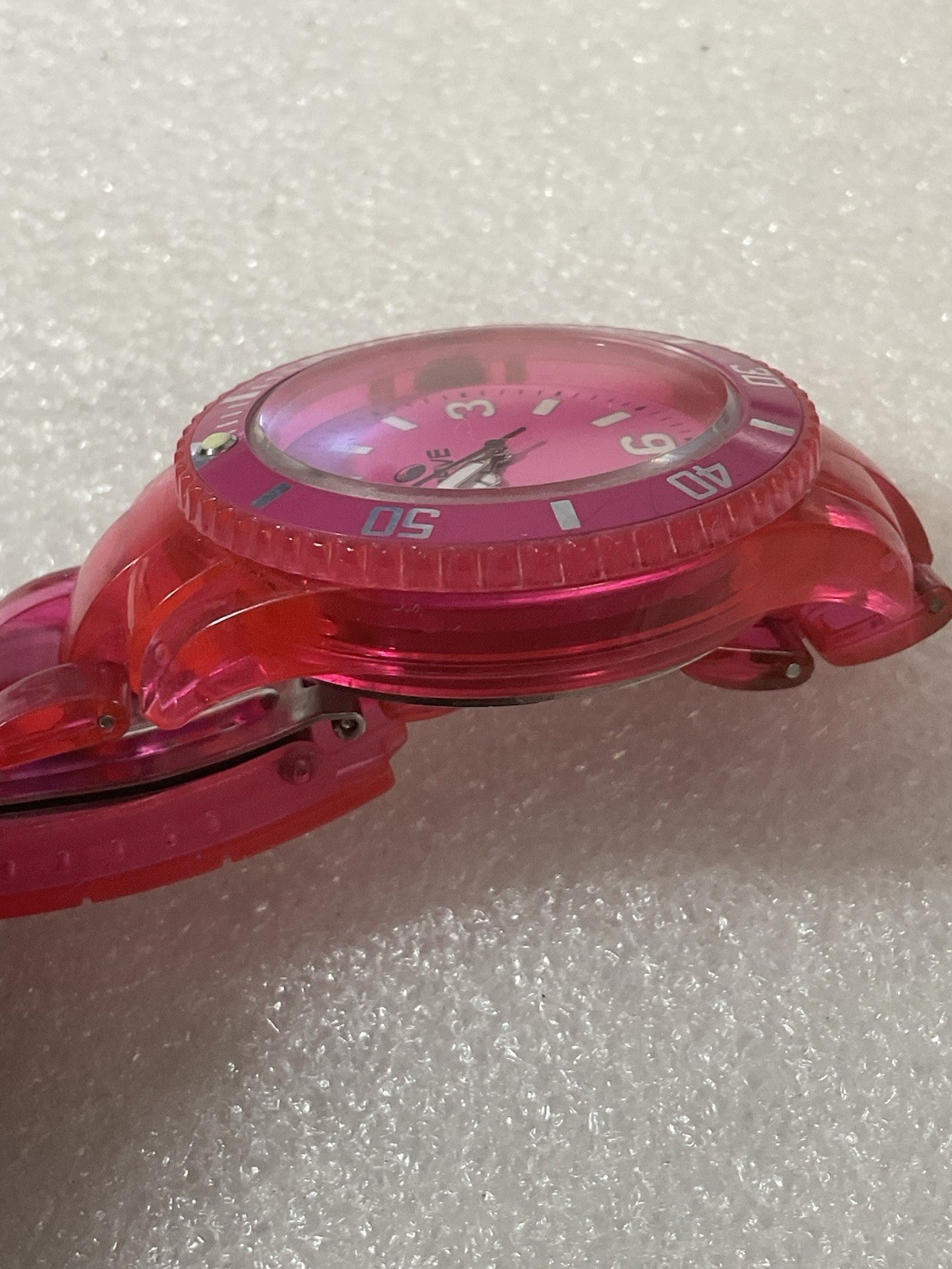 Rave Pink Watch 5” Pink Band Butterfly Clasp GnuFashion - Image 8