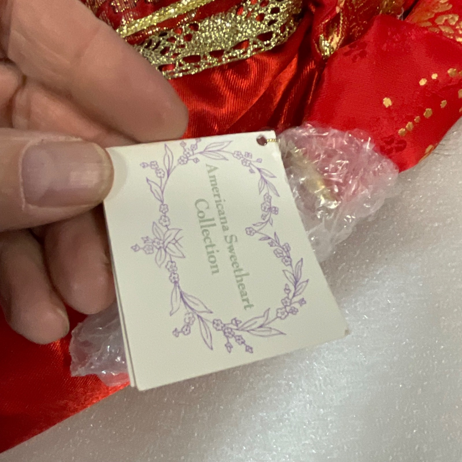 Americana Sweetheart Su Ling Porcelain Doll 15in Red Dress Box 28220 - Image 9