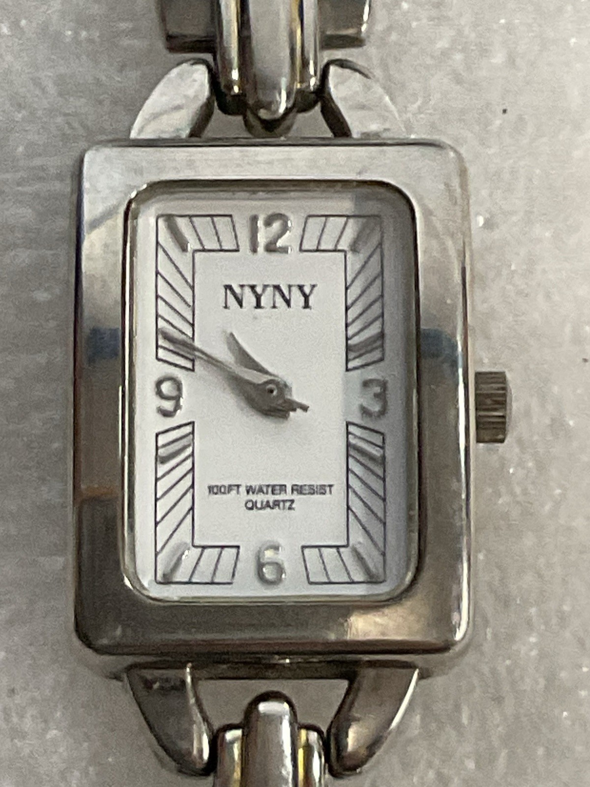 NYNY Silver Toned Rectangular Face 100 Water Resist Watch 43-069 V-13 - Image 1