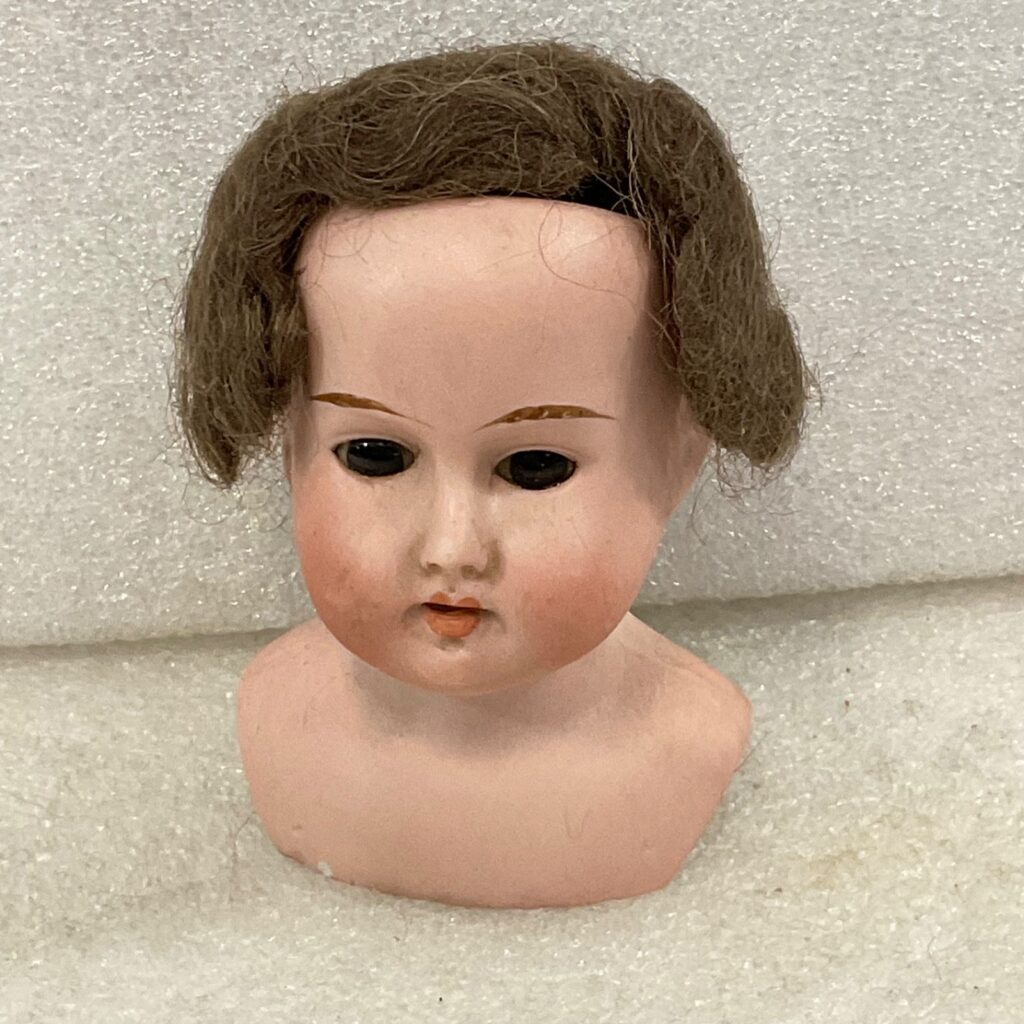 Germany Mabel 1810 Doll Head Bust Brown Wig Black Eyes 4 in - Image 1