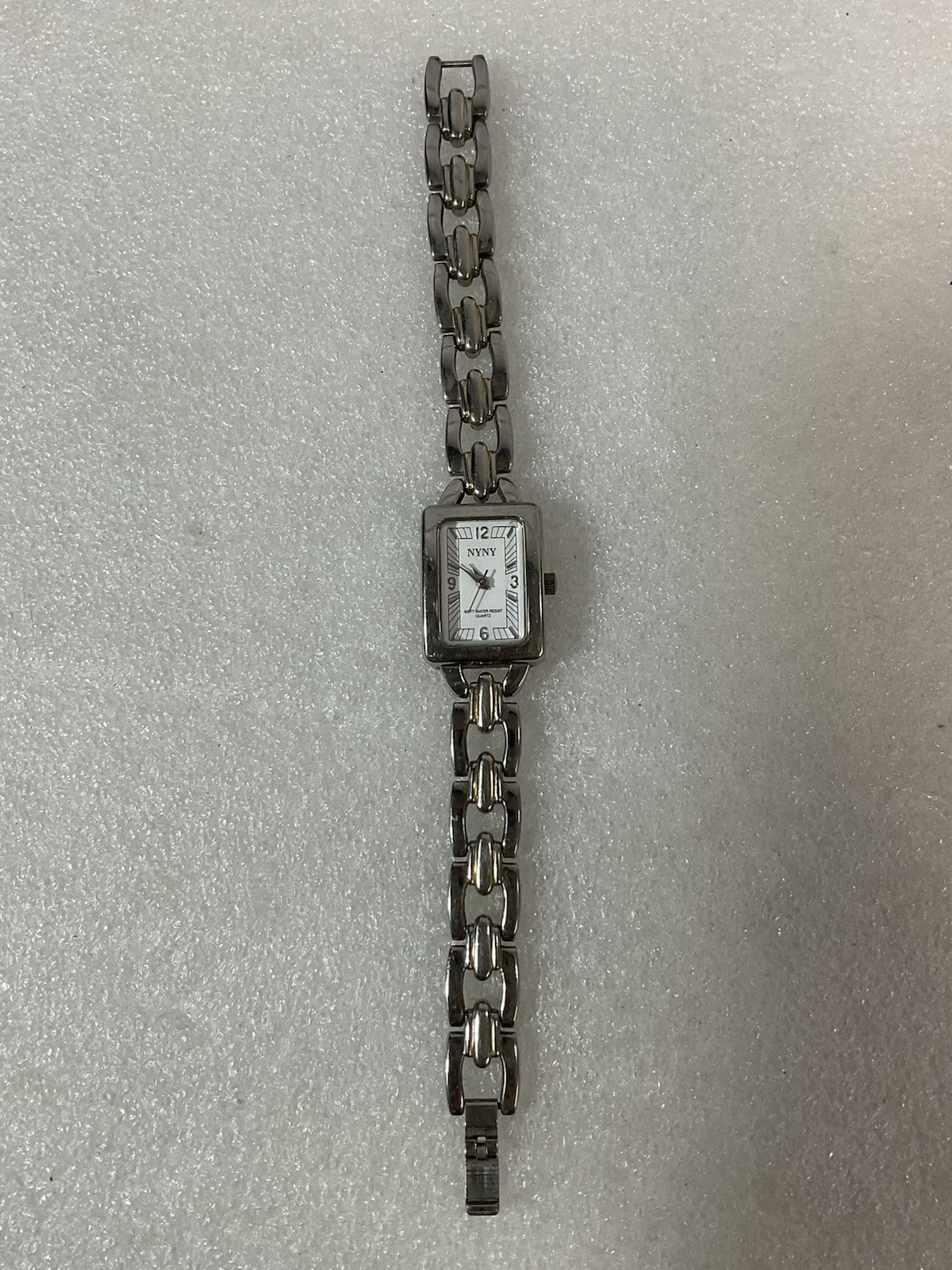 NYNY Silver Toned Rectangular Face 100 Water Resist Watch 43-069 V-13 - Image 2