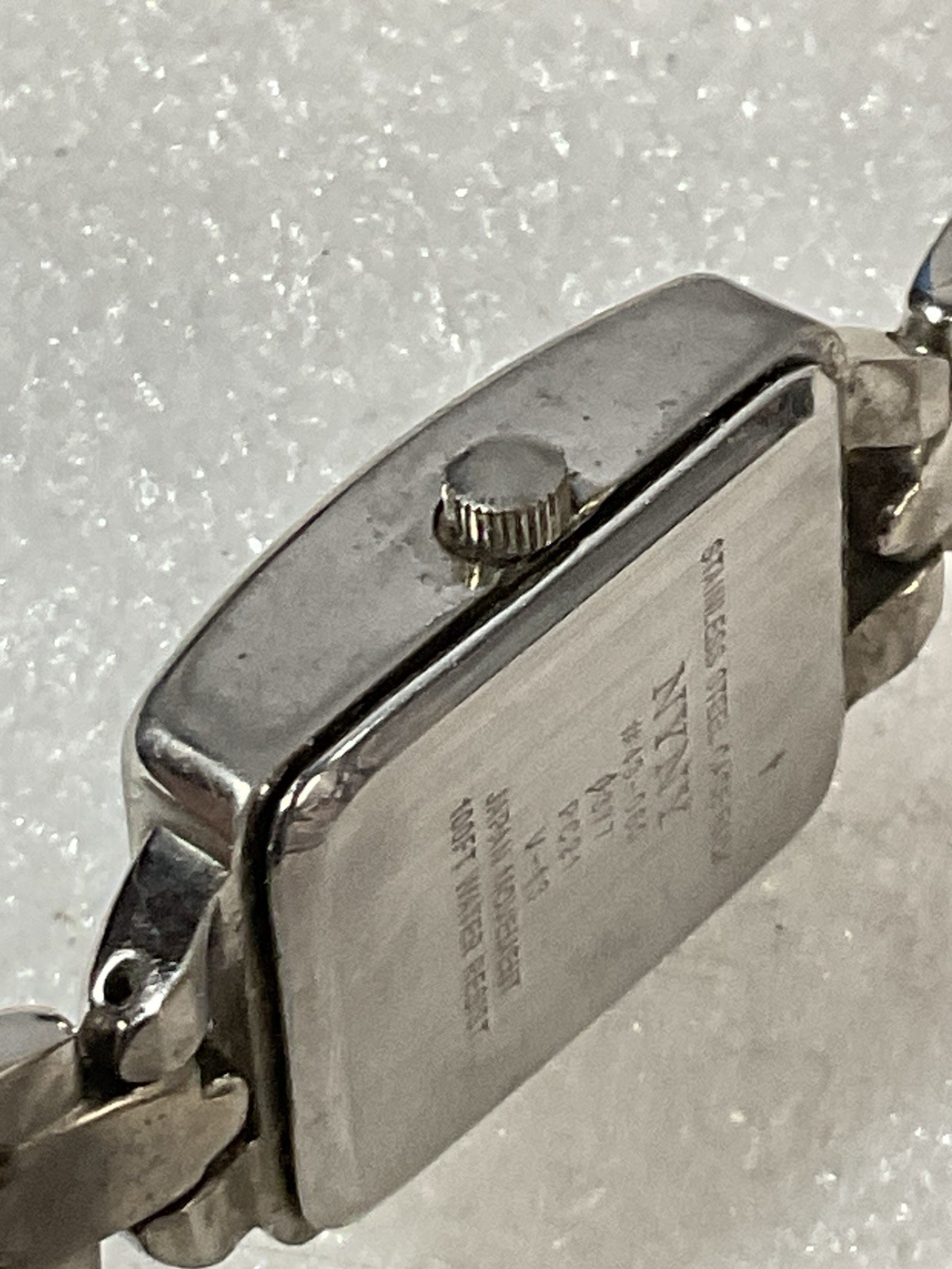 NYNY Silver Toned Rectangular Face 100 Water Resist Watch 43-069 V-13 - Image 7