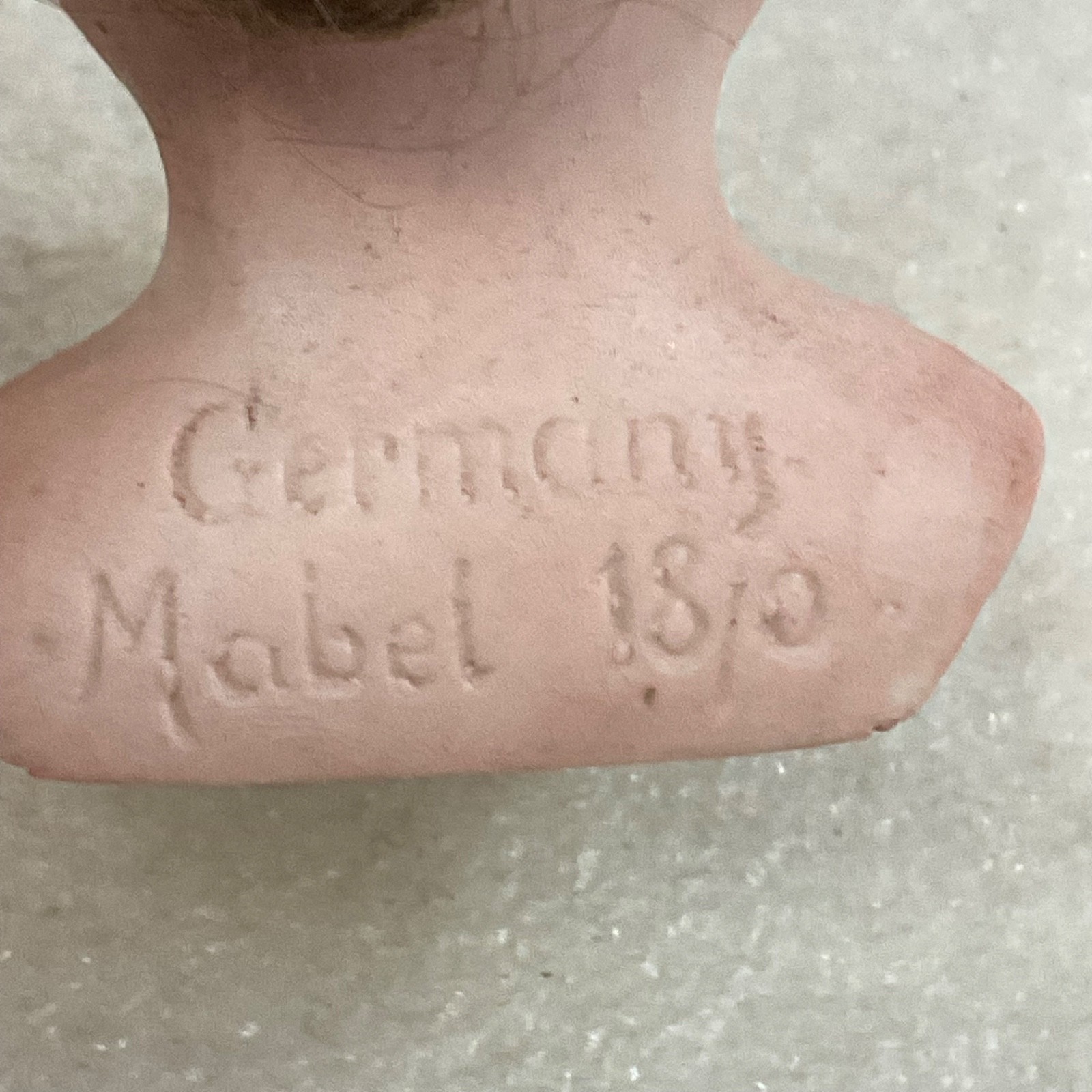 Germany Mabel 1810 Doll Head Bust Brown Wig Black Eyes 4 in - Image 5