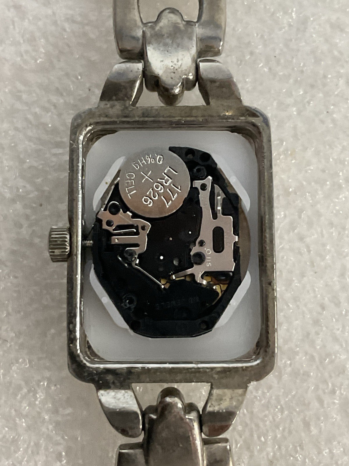 NYNY Silver Toned Rectangular Face 100 Water Resist Watch 43-069 V-13 - Image 10