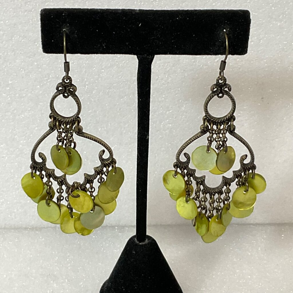 Vtg Brass Chandelier Dangle Earrings Mother of Pearl Shell Discs 3in Boho Style - Image 1