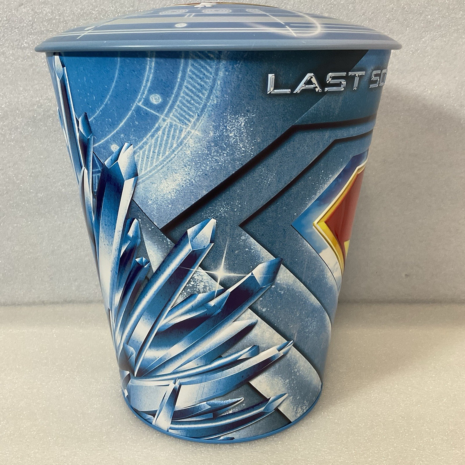 Superman Popcorn Bucket Last Son of Krypton Metal 11" DC Comics 6.8L - Image 5