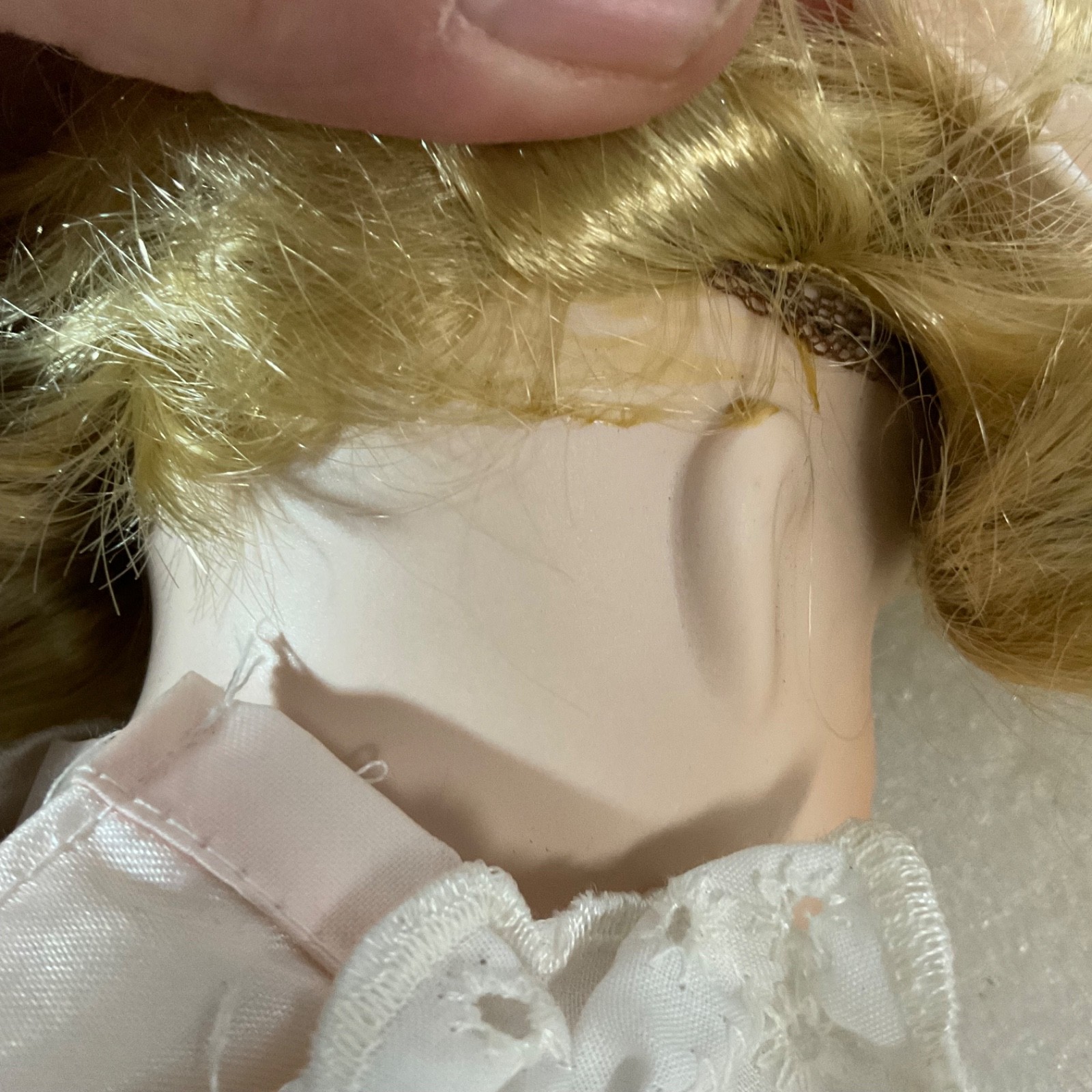 Blonde Blue Eyed Porcelain Doll 15.5in Pink Dress White Lace Bow - Image 12