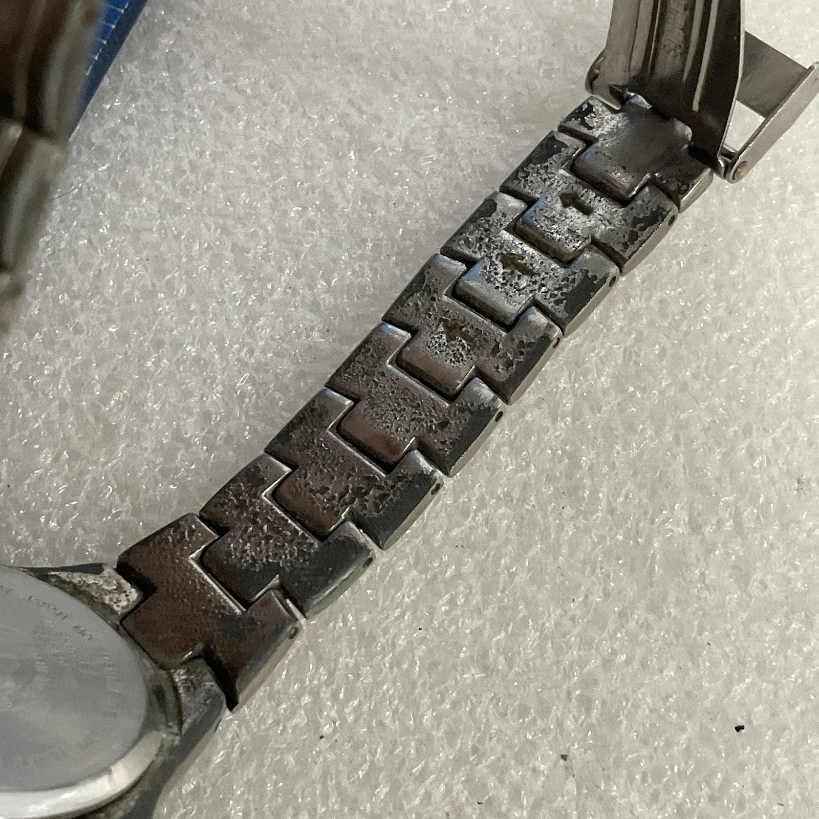 Authentic BUM Equipment Watch Blue Face WR 100M Date - Image 13