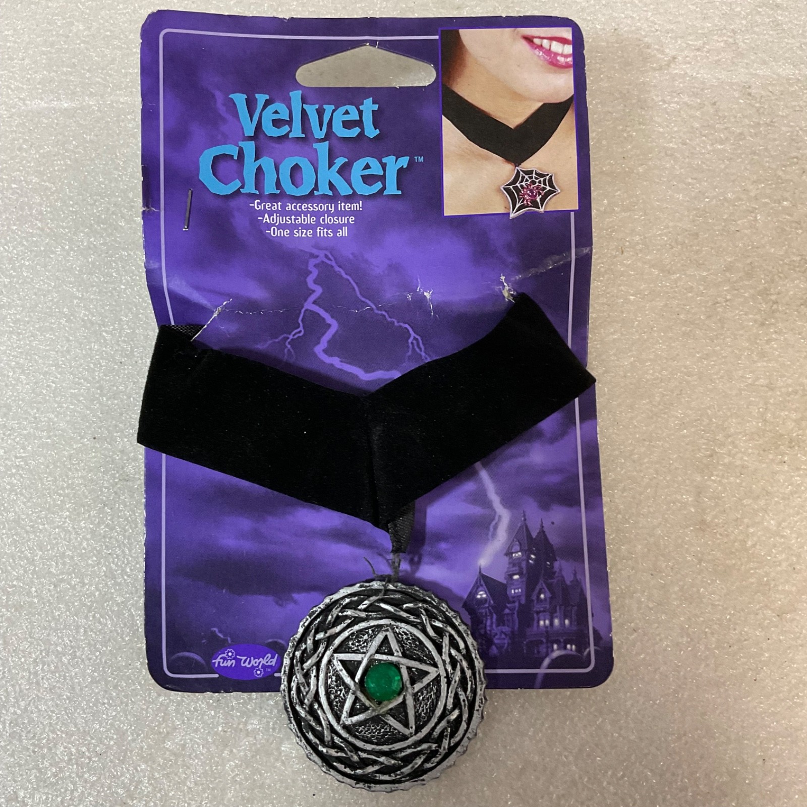 Velvet Choker Necklace Gothic Pentagram Amulet Green Gem Costume Jewelry Fun Wor - Image 1