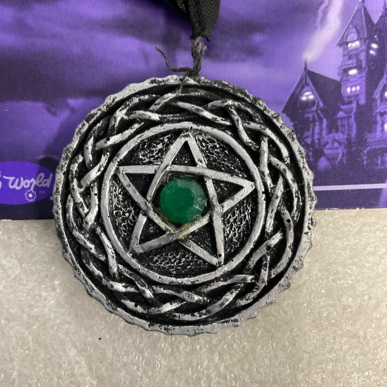 Velvet Choker Necklace Gothic Pentagram Amulet Green Gem Costume Jewelry Fun Wor - Image 3
