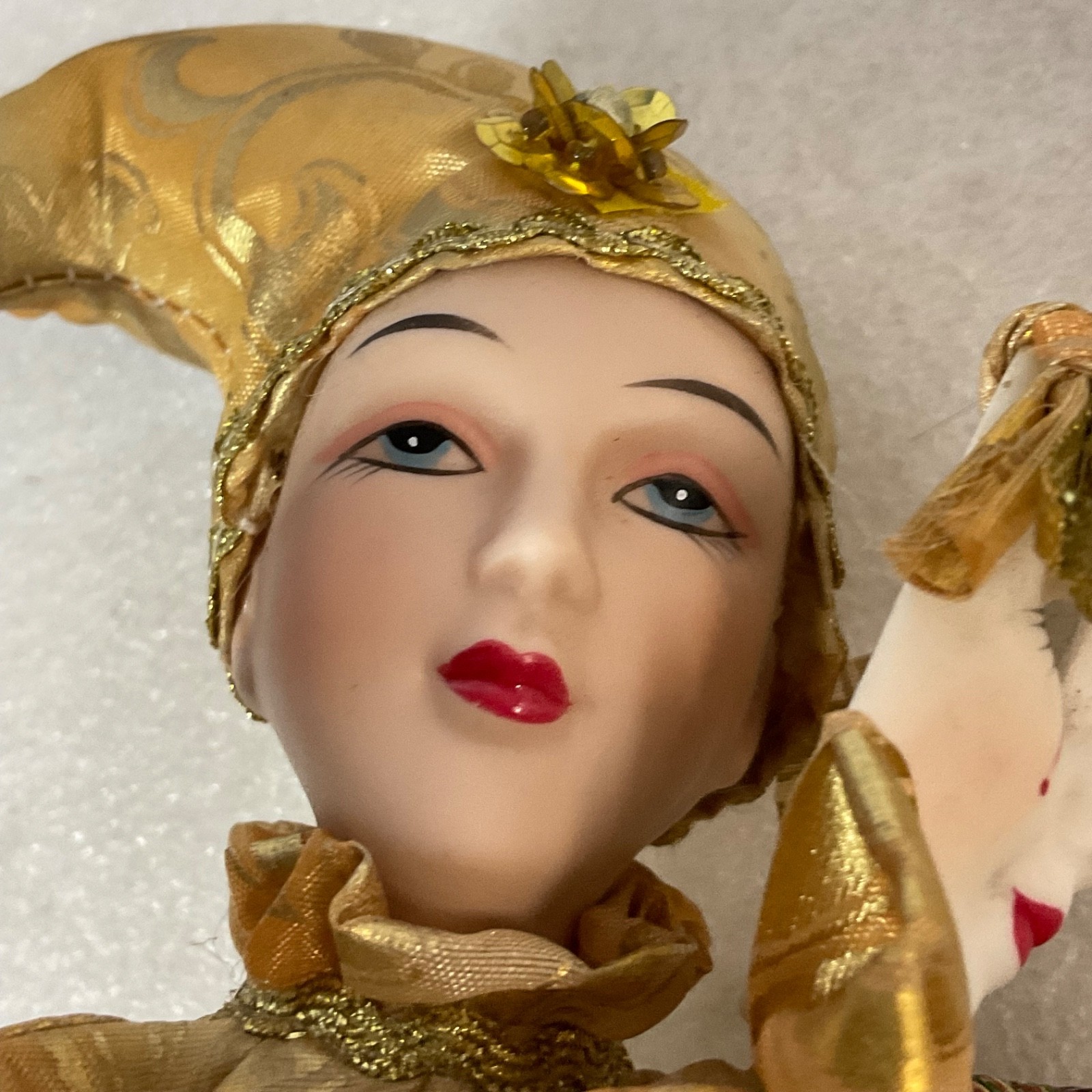 Gold Harlequin Jester Musical Wind Up Doll 12in Mask Base Mount - Image 13