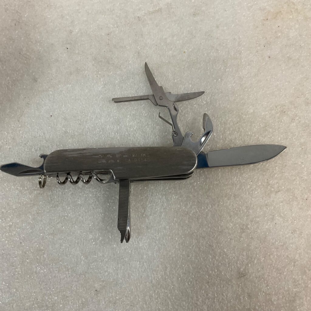 Davis Instruments Stainless Pocket Knife Multi Tool Hayward CA 3.5 in - Image 1