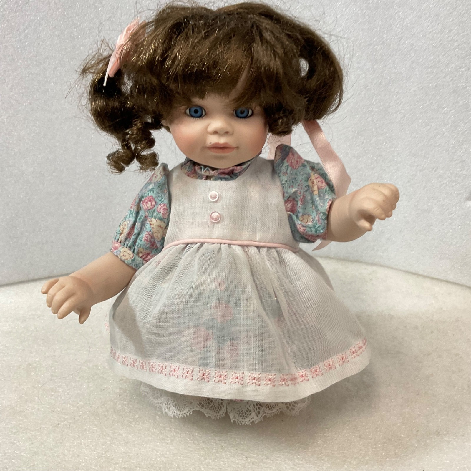 Georgetown Lullaby and Goodnight Doll Joyce Reavey 8in Songs Innocence - Image 1