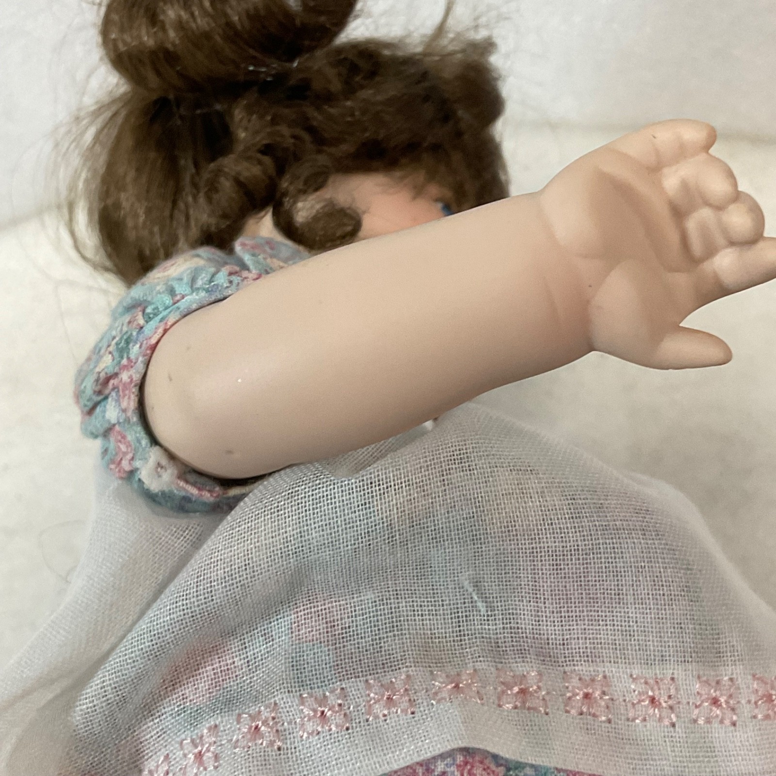 Georgetown Lullaby and Goodnight Doll Joyce Reavey 8in Songs Innocence - Image 13