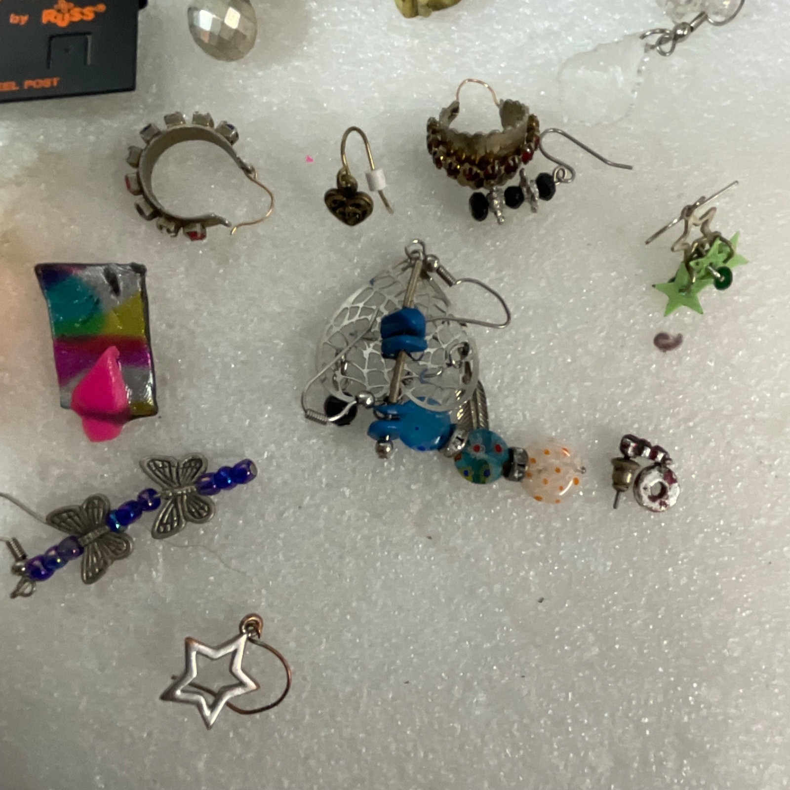 Lot of Single Mismatched Earrings Vintage Novelty Holiday Troll Beads DIY Craft - Image 4