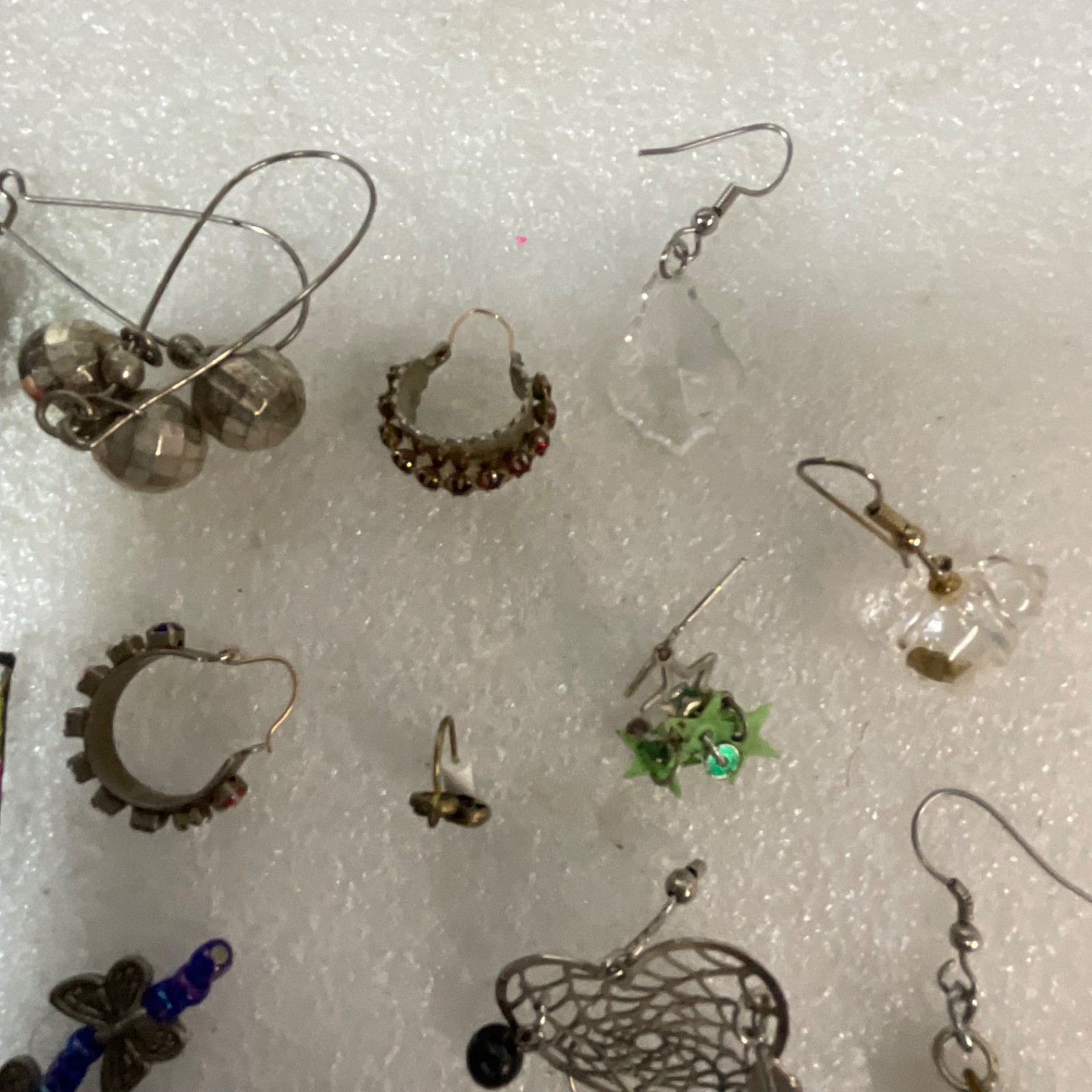 Lot of Single Mismatched Earrings Vintage Novelty Holiday Troll Beads DIY Craft - Image 9