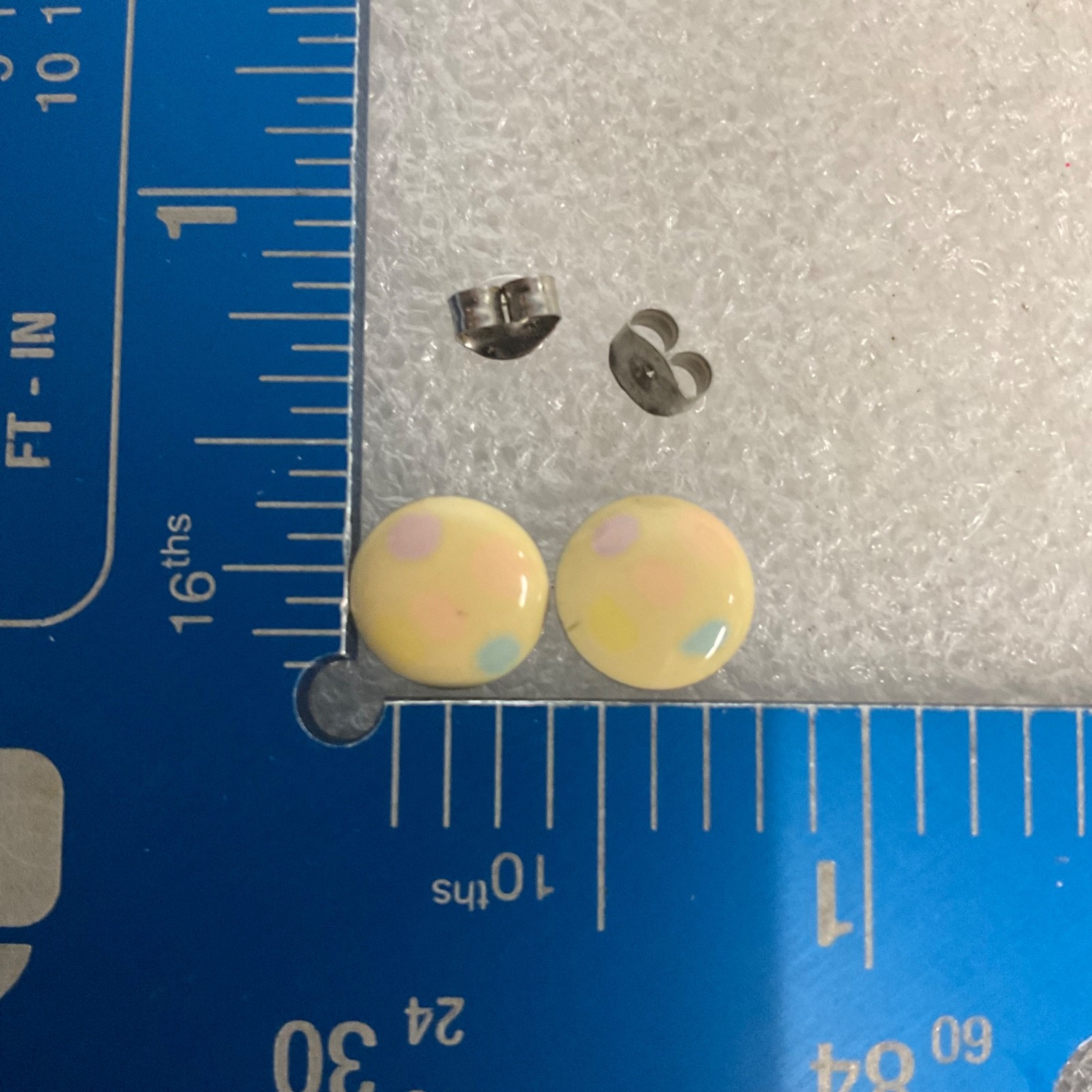 Vintage Pastel Polka Dot Stud Earrings Yellow Enamel Round Retro Jewelry 12mm - Image 7