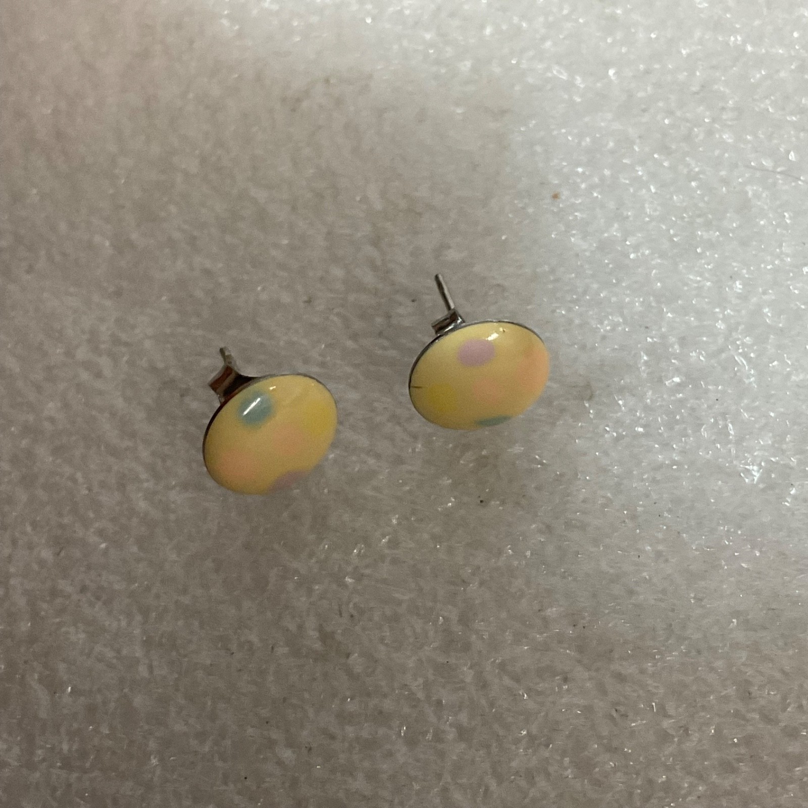 Vintage Pastel Polka Dot Stud Earrings Yellow Enamel Round Retro Jewelry 12mm - Image 9