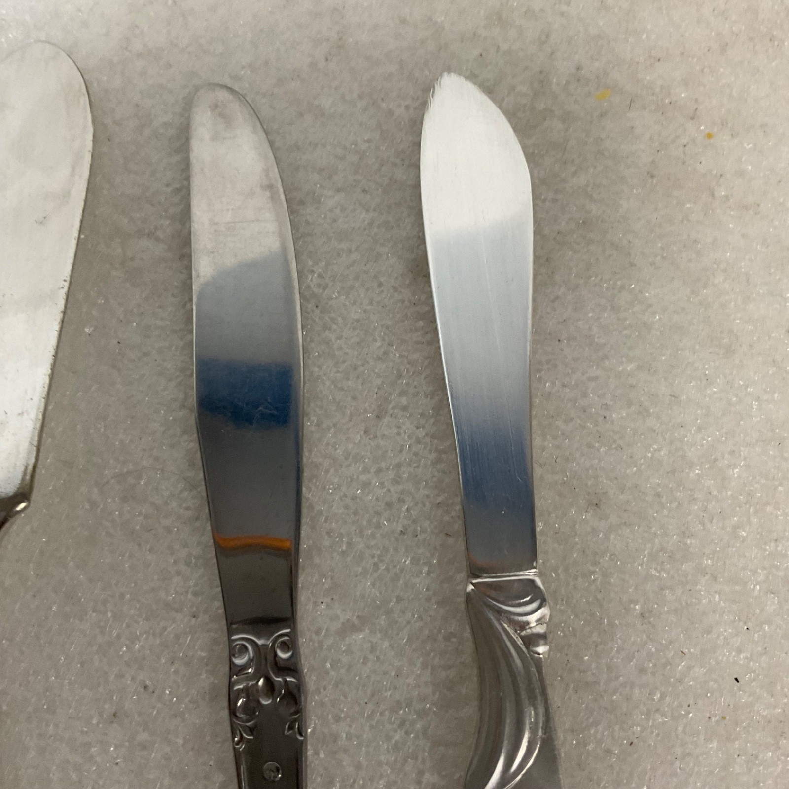 Mixed Butter Spreader Knife Lot 4pc Rogers Gorham Silver Tone 6in - Image 6