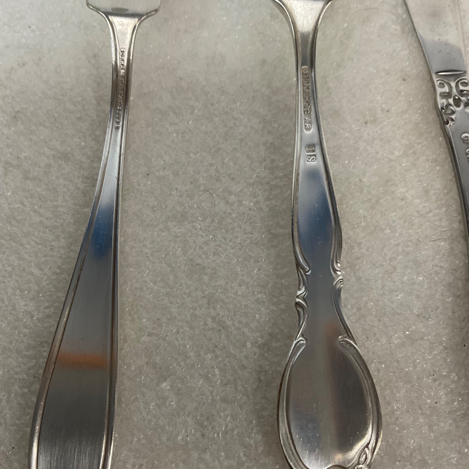 Mixed Butter Spreader Knife Lot 4pc Rogers Gorham Silver Tone 6in - Image 8