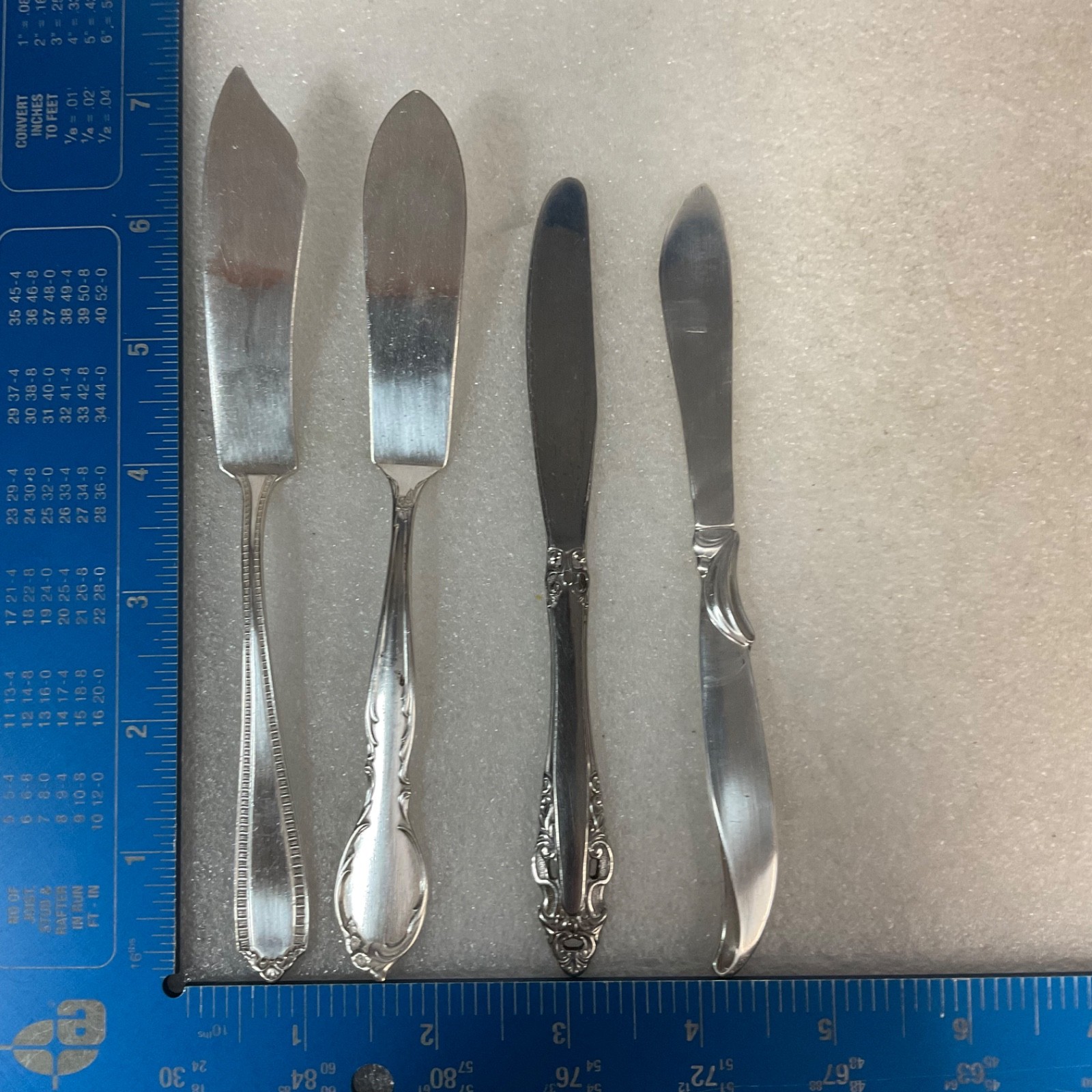 Mixed Butter Spreader Knife Lot 4pc Rogers Gorham Silver Tone 6in - Image 10
