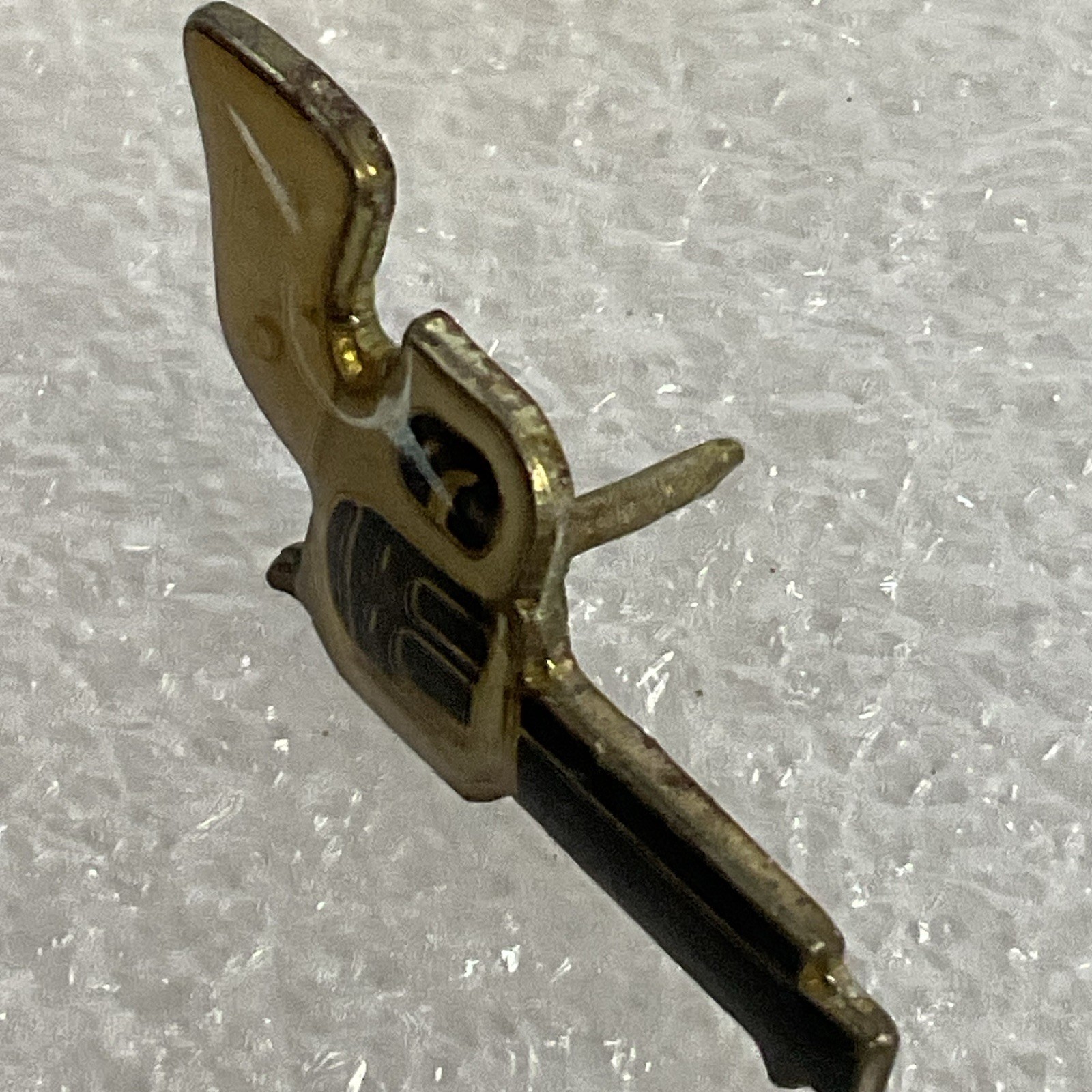 Vintage Outlaw Revolver Pistol Metal Enamel Pin Pinback 1” X 1/2” - Image 2