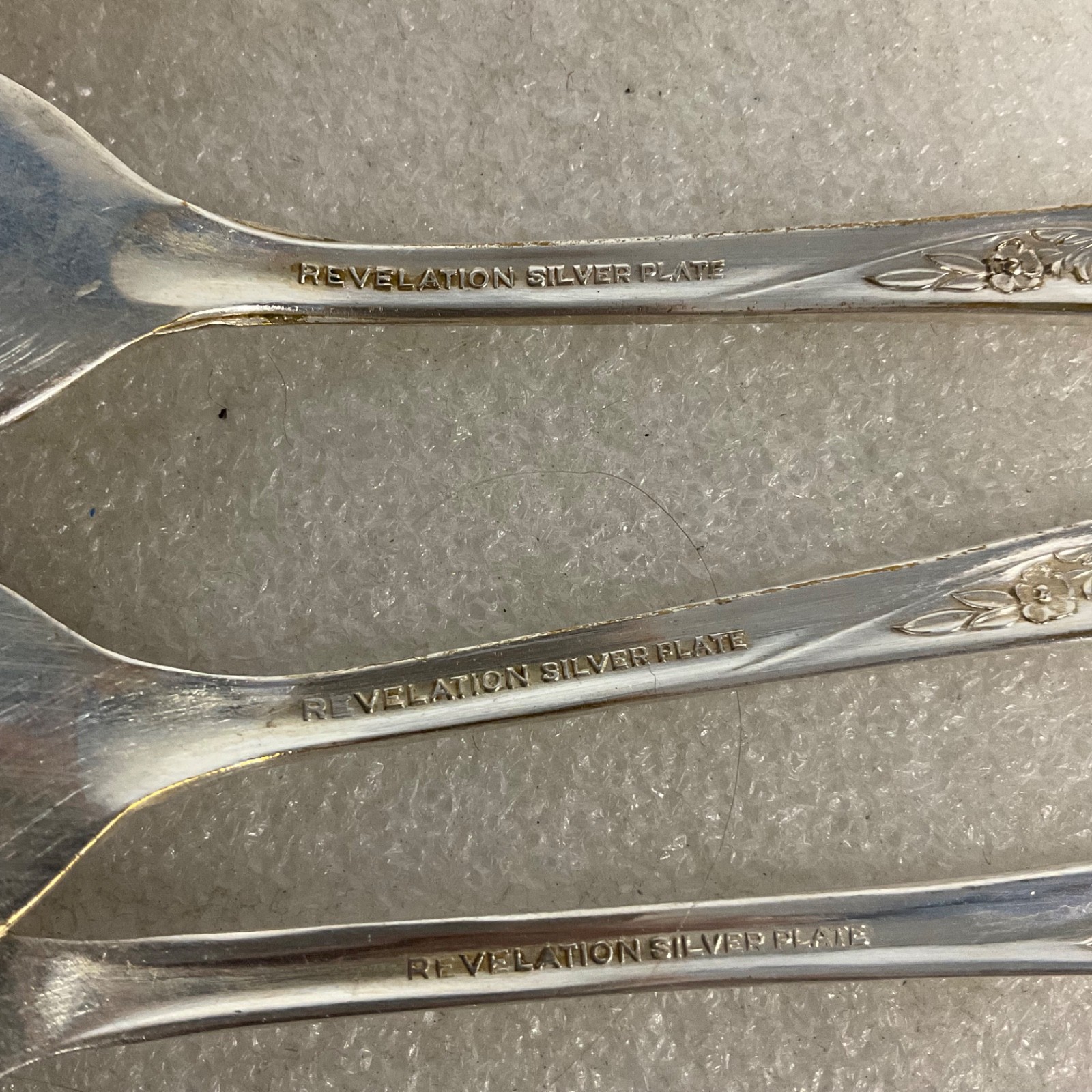 Revelation Silver Plate Forks 5pc Floral Handle Flatware Lot 6in - Image 4