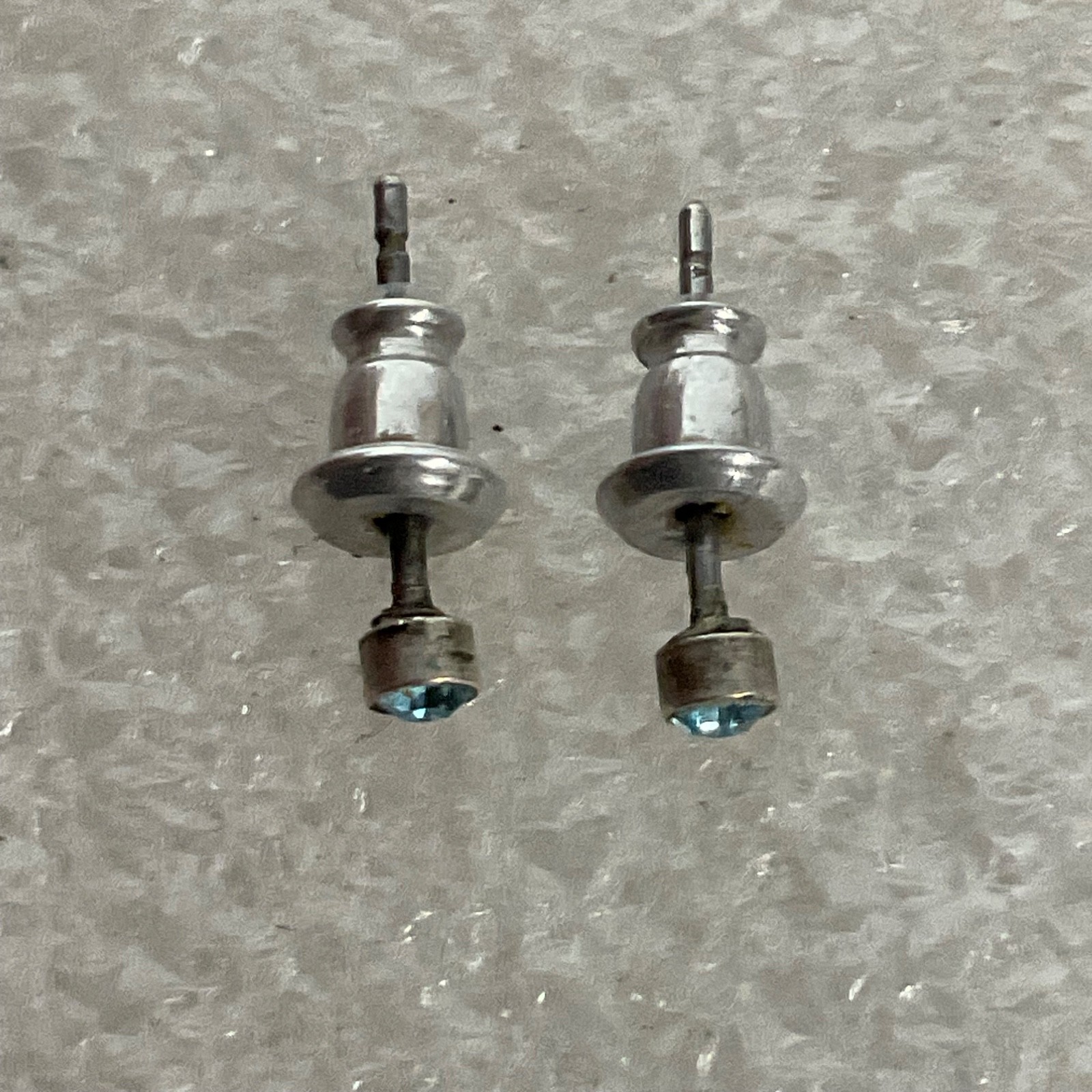 Small Silver Tone Blue Gem Stud Earrings 0.25in 0.31g Minimalist Pierced Jewelry - Image 2