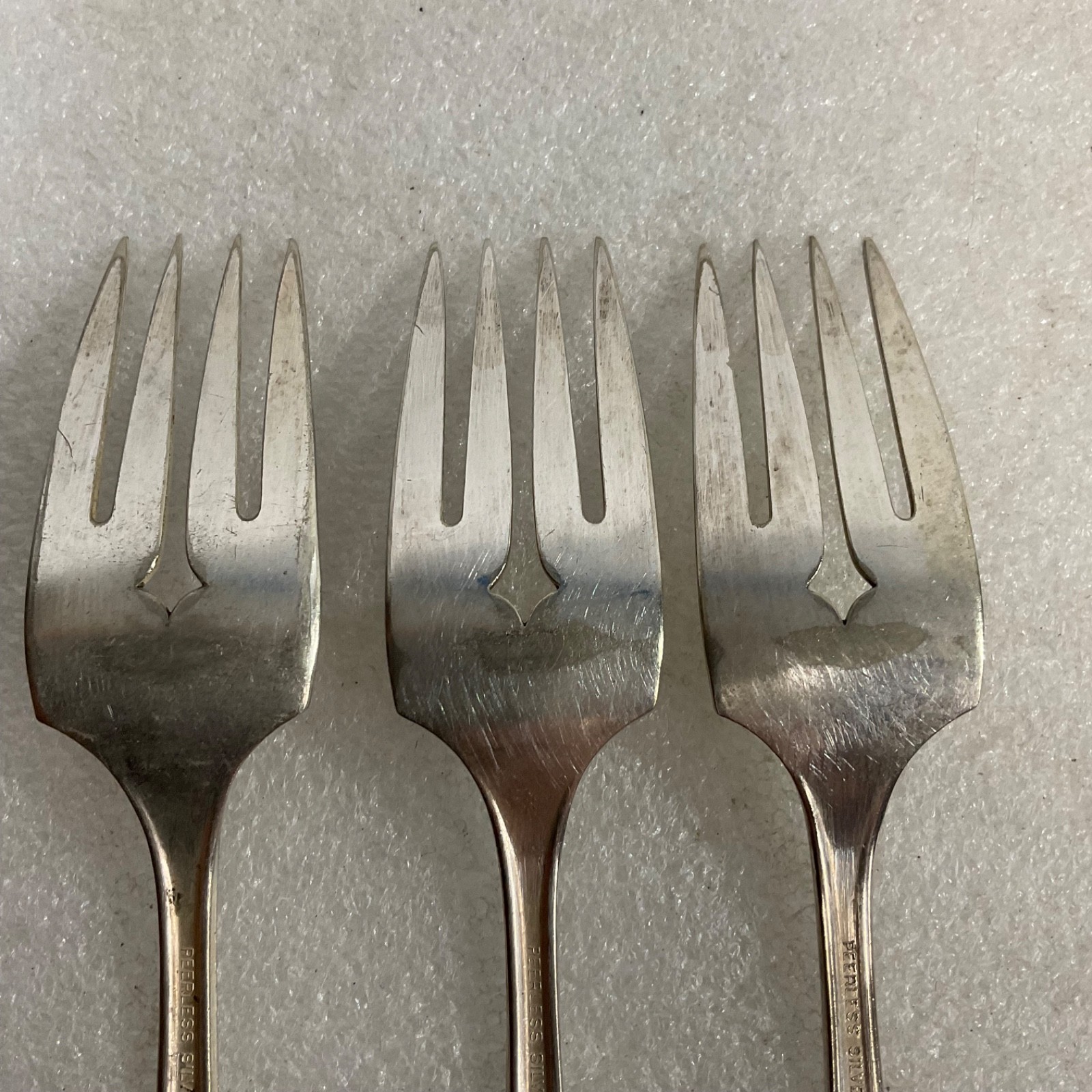 Peerless Silver Plate Salad Forks 3pc Floral Handle Flatware Lot 6in - Image 5