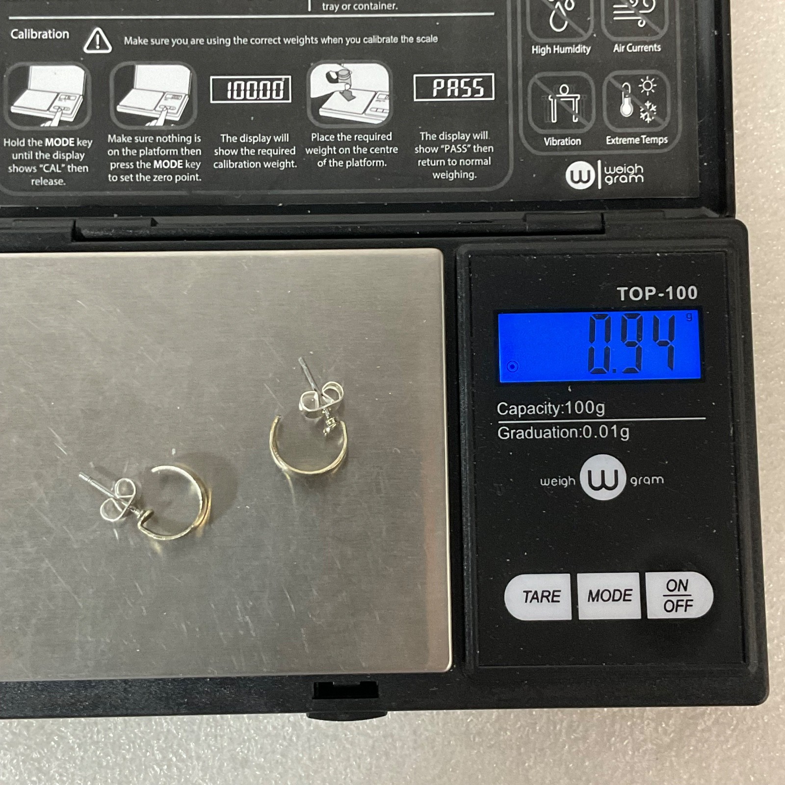 Vintage Silver Tone Mini Hoop Earrings 0.5in 0.94g Lightweight Classic Style - Image 7
