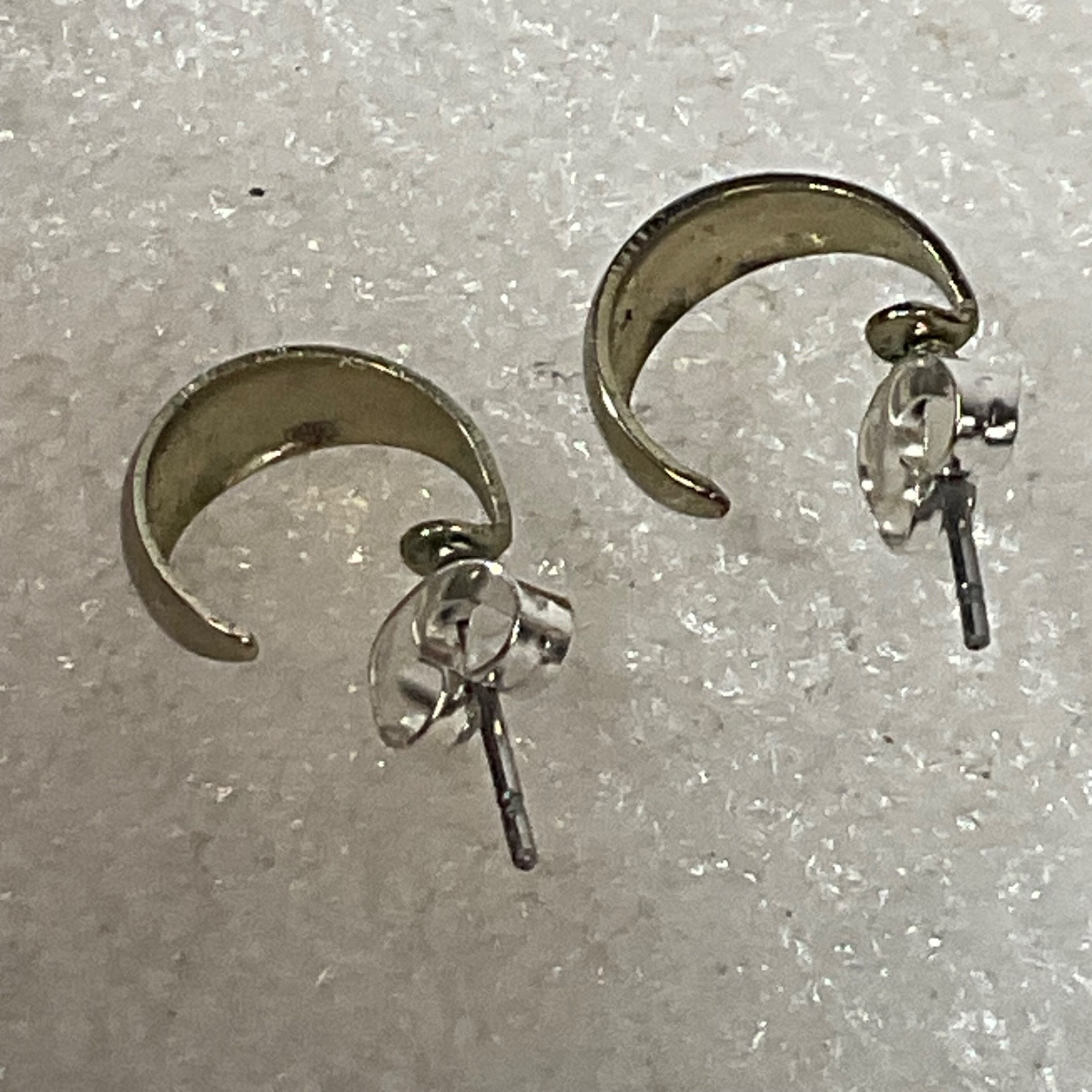 Vintage Silver Tone Mini Hoop Earrings 0.5in 0.94g Lightweight Classic Style - Image 10