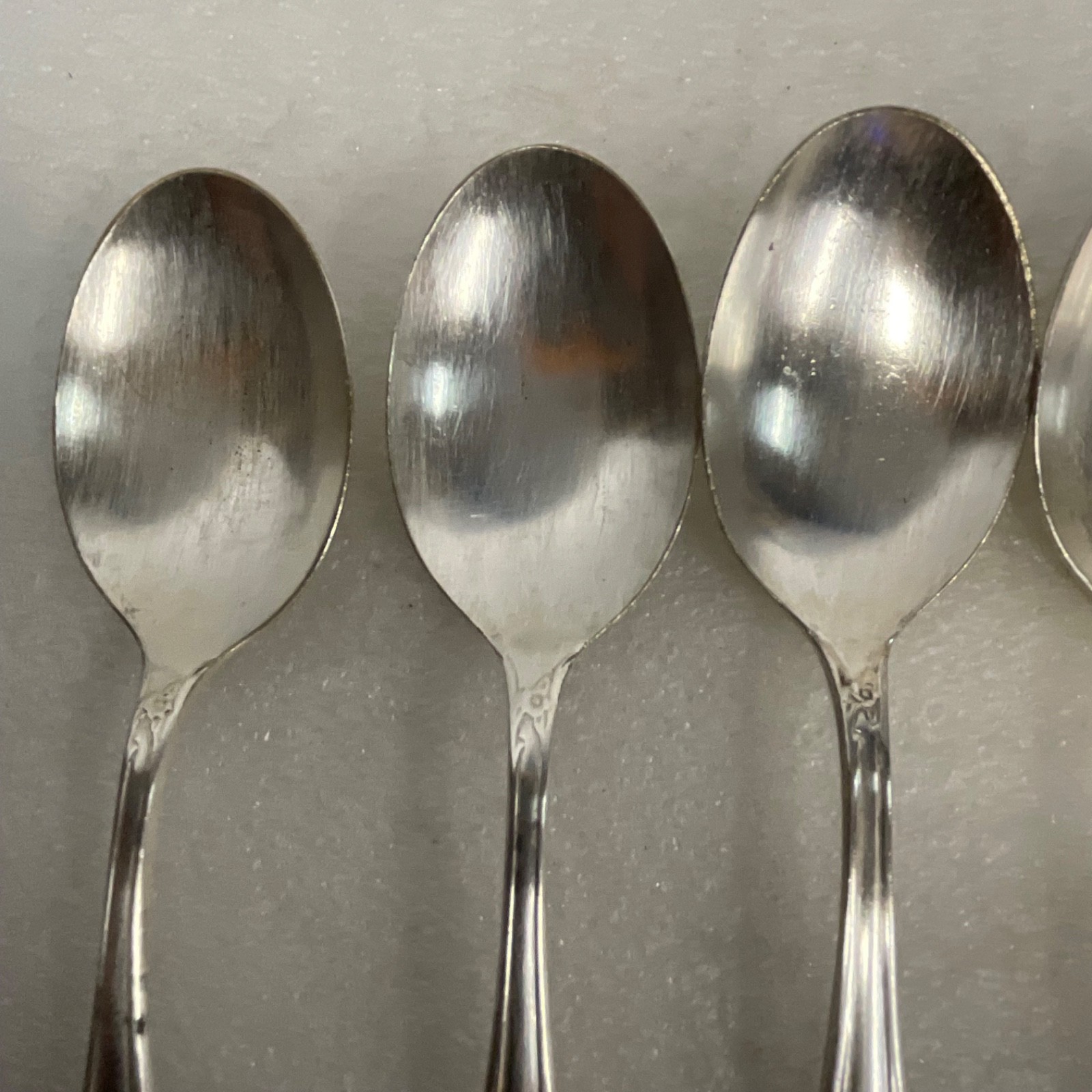 Rogers AA Overlaid IS Teaspoons 7pc Silverplate Floral 6in - Image 4