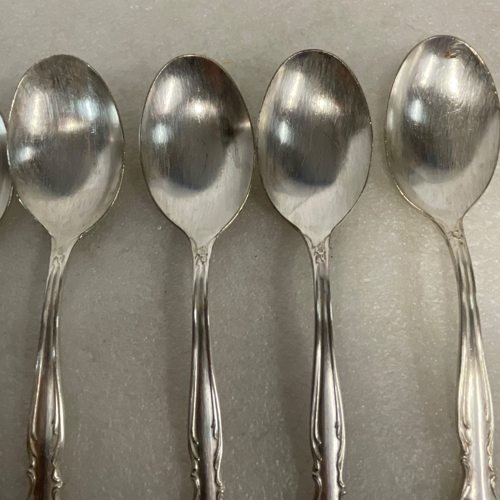 Rogers AA Overlaid IS Teaspoons 7pc Silverplate Floral 6in - Image 5