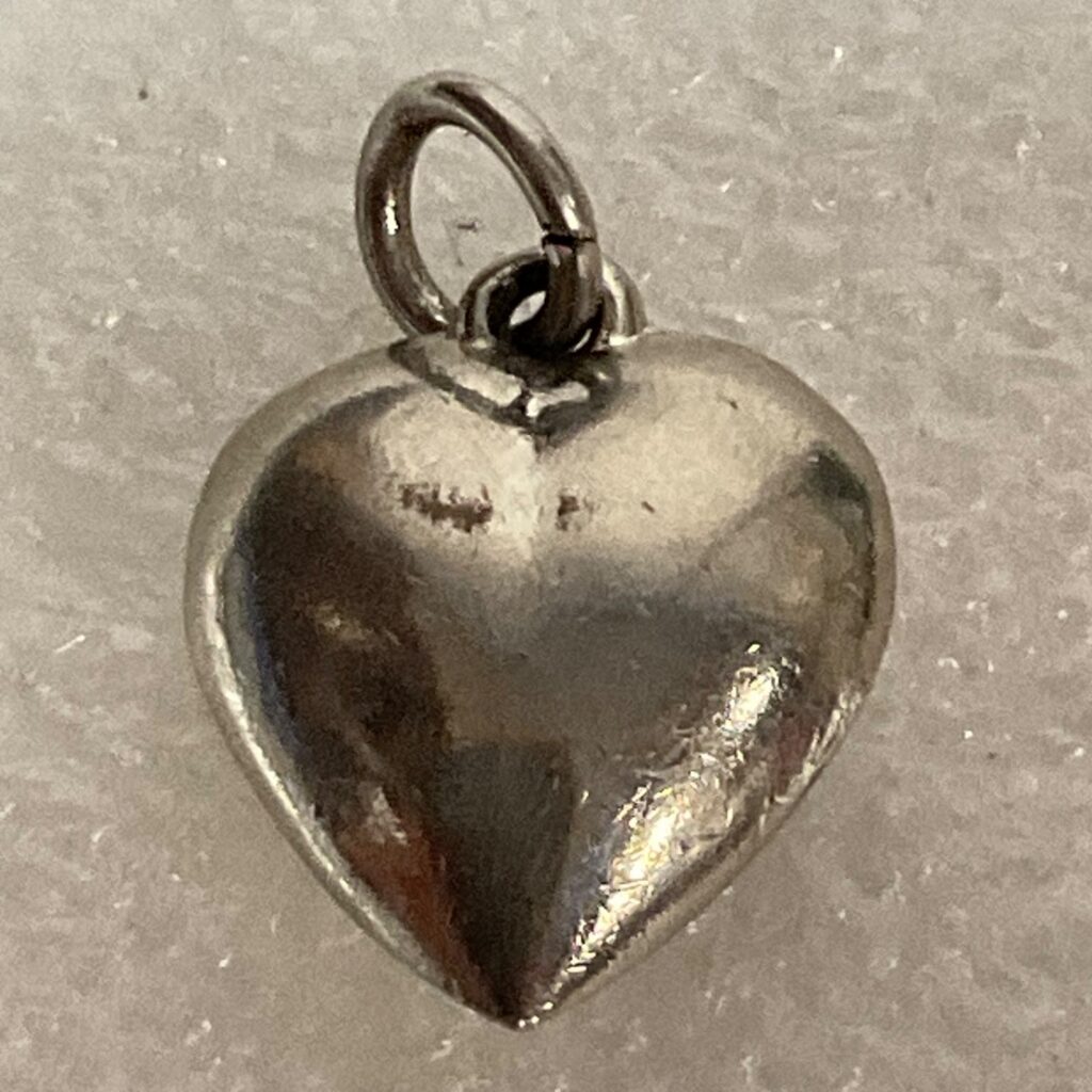 Vintage Silver Tone Puffy Heart Pendant Charm 4.85g Jewelry Making Craft - Image 1