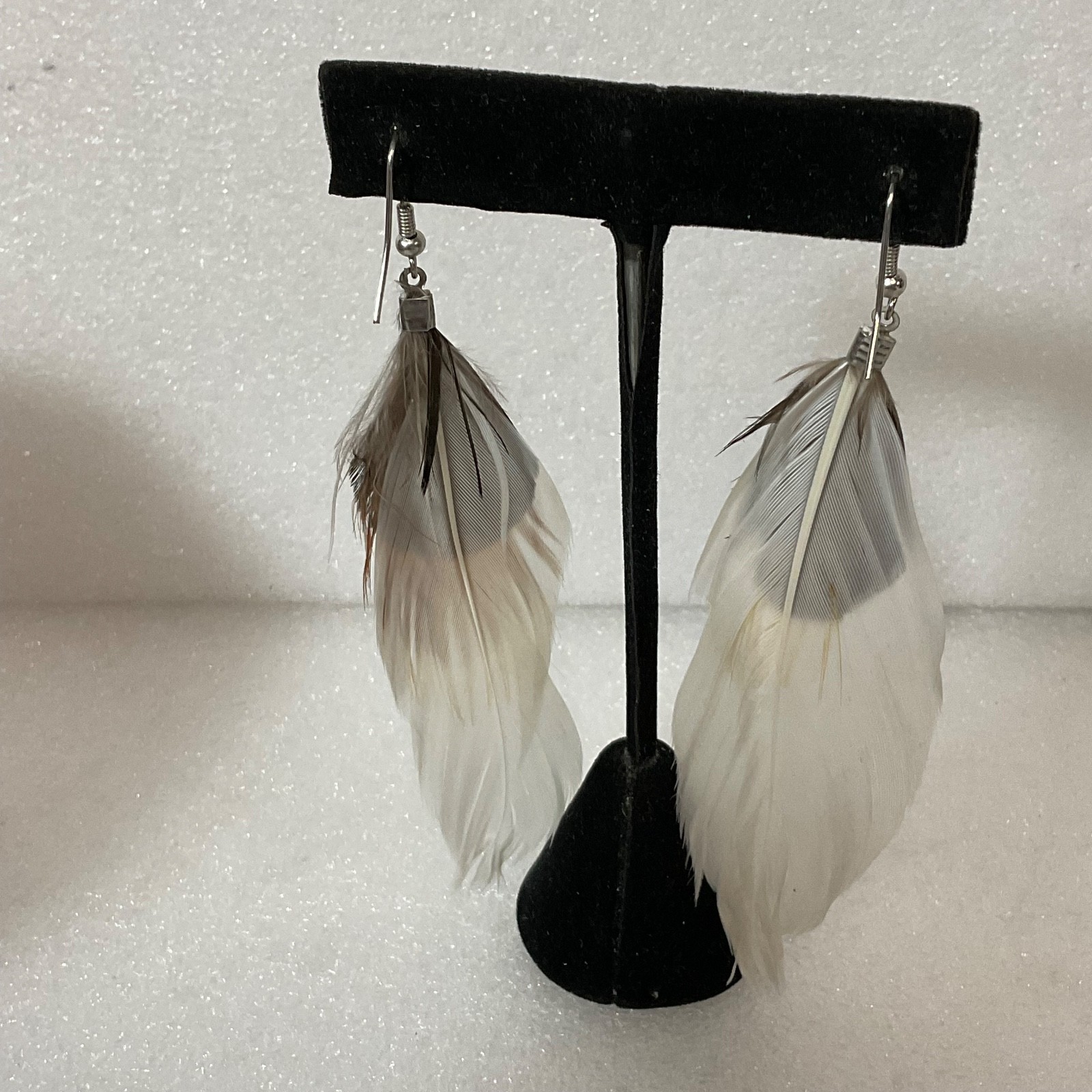 4in Feather Dangle Earrings Lightweight Boho Handmade Hook Style 0.76g - Image 8