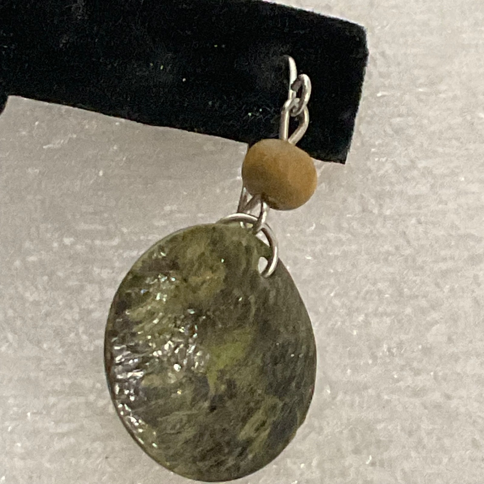 Green Shell Disc Dangle Drop Earrings Boho Beaded Lightweight Pierced Jewelry - Image 8