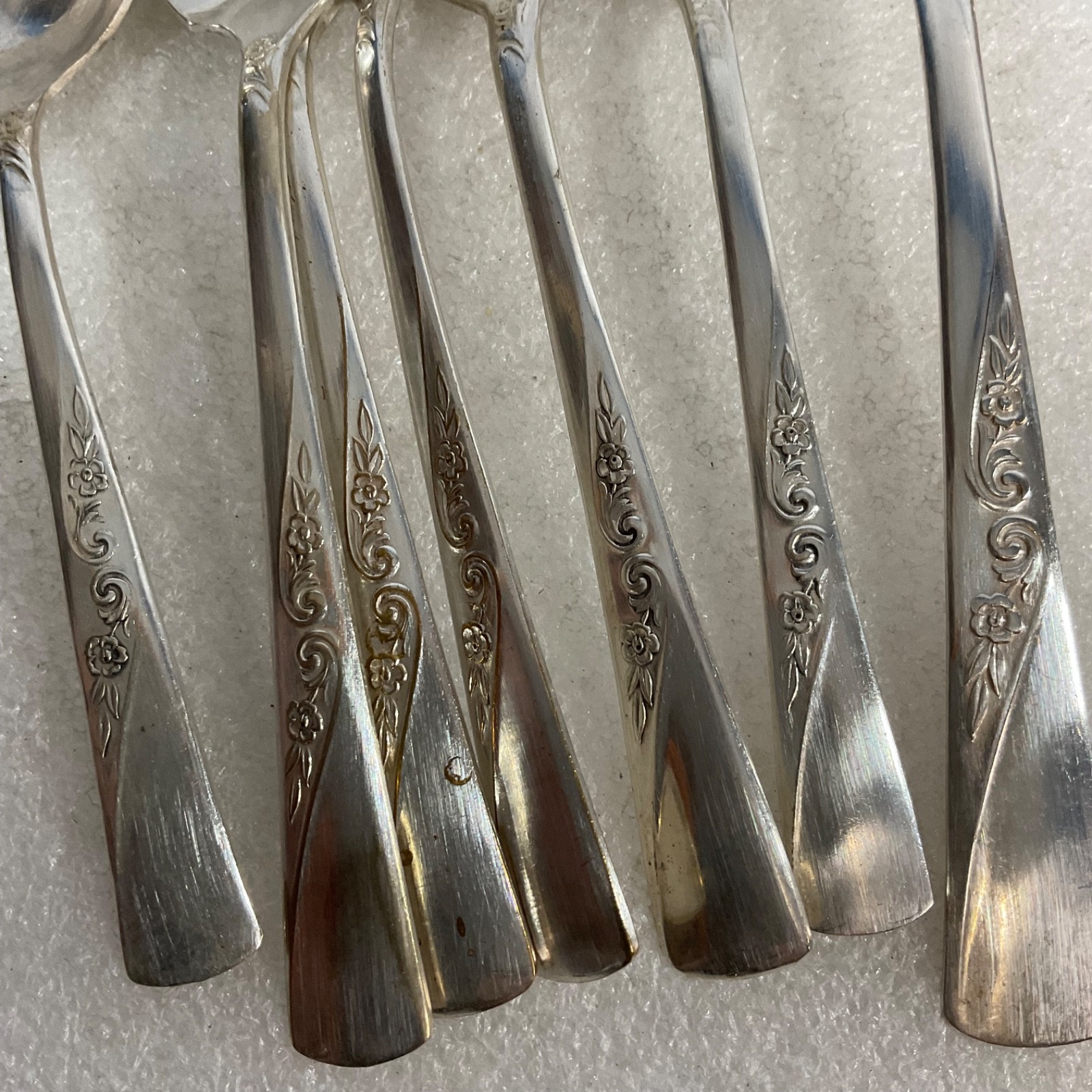Revelation Silver Plate Spoon Lot 7pc Floral Handle Mixed Flatware - Image 10